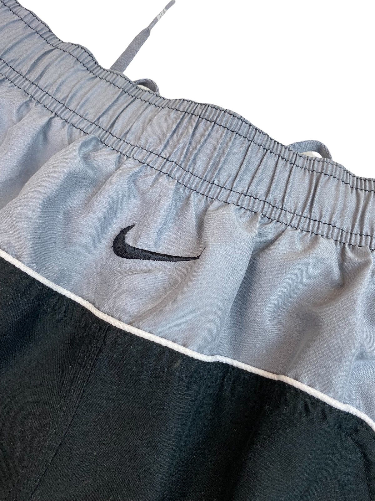 Nike × Vintage Mens Vintage Nike Shorts Size S Size US 32 / EU 48 - 8 Thumbnail
