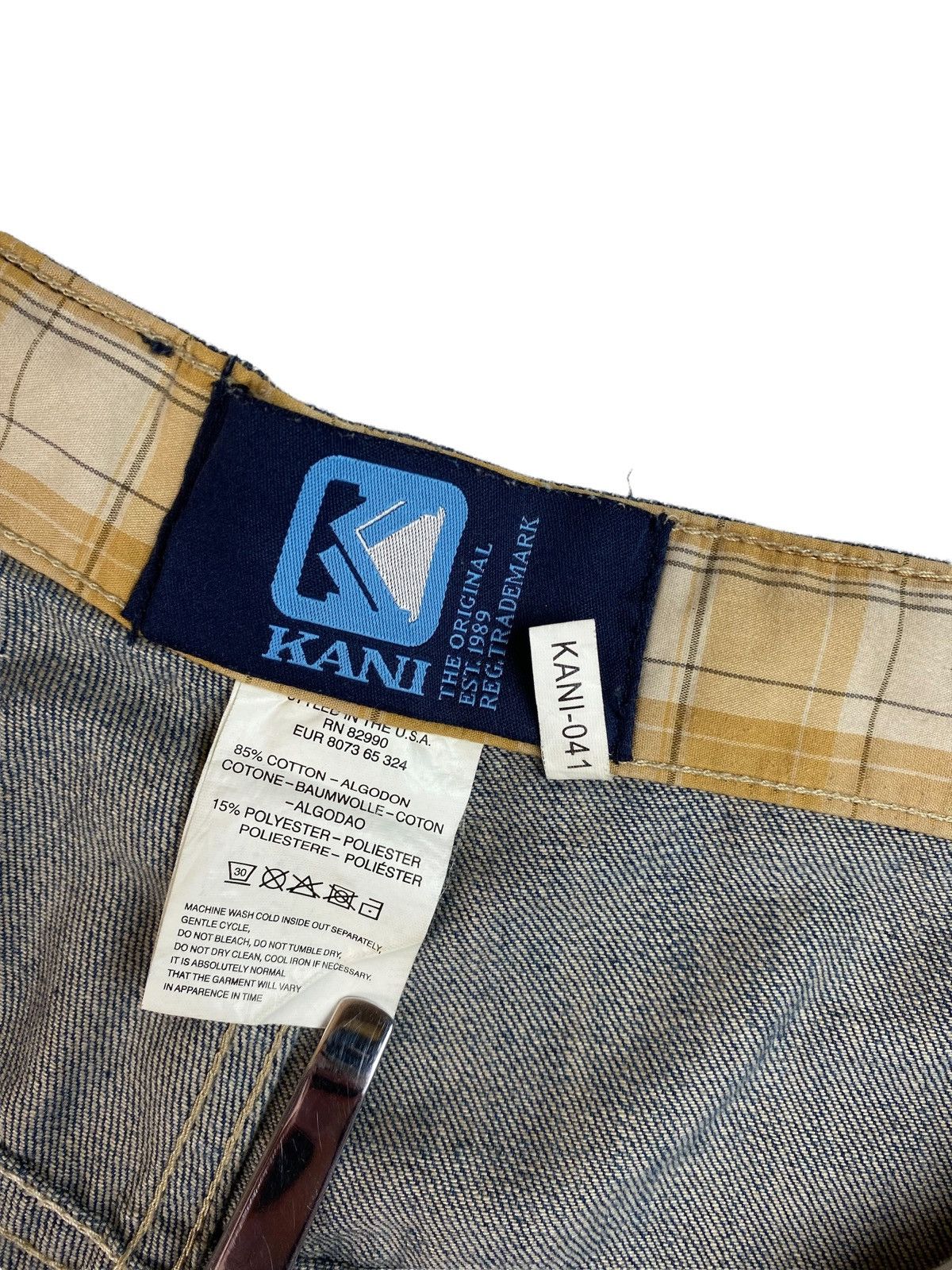 Karl Kani × Vintage Vintage Karl Kani Oldschool Rap Denim Shorts Size US 30 / EU 46 - 9 Thumbnail