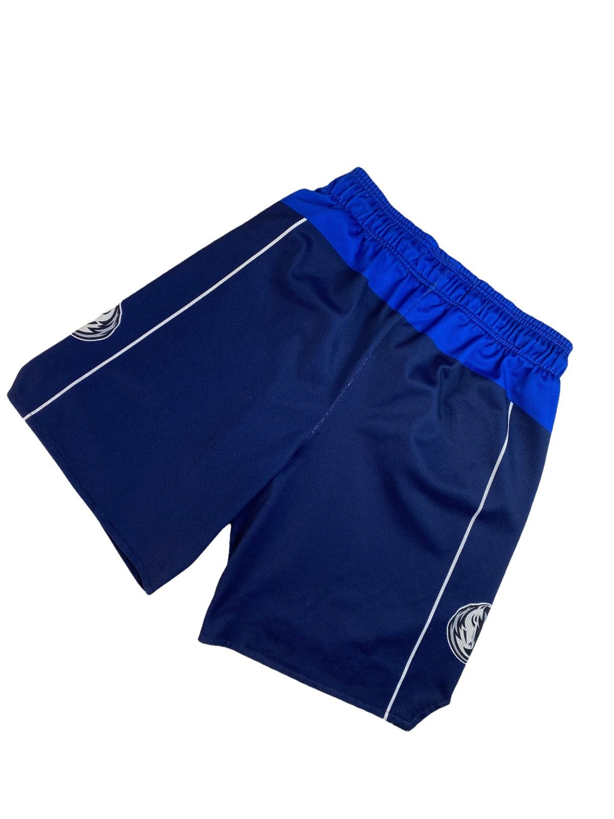Champion × NBA × Vintage Vintage 90s Champion NBA Dallas Mavericks Shorts Size M Size US 31 - 7 Thumbnail