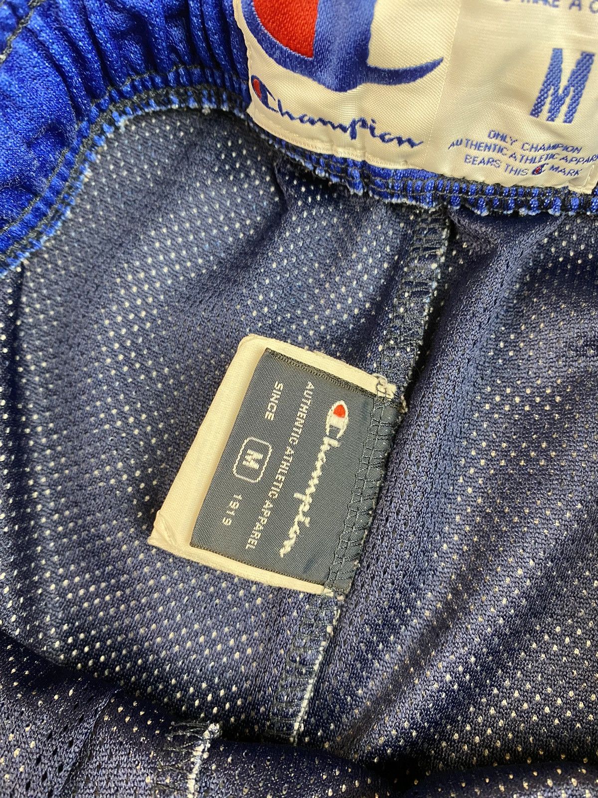 Champion × NBA × Vintage Vintage 90s Champion NBA Dallas Mavericks Shorts Size M Size US 31 - 8 Thumbnail