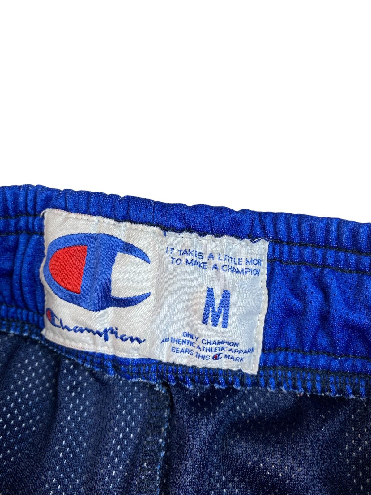 Champion × NBA × Vintage Vintage 90s Champion NBA Dallas Mavericks Shorts Size M Size US 31 - 6 Thumbnail