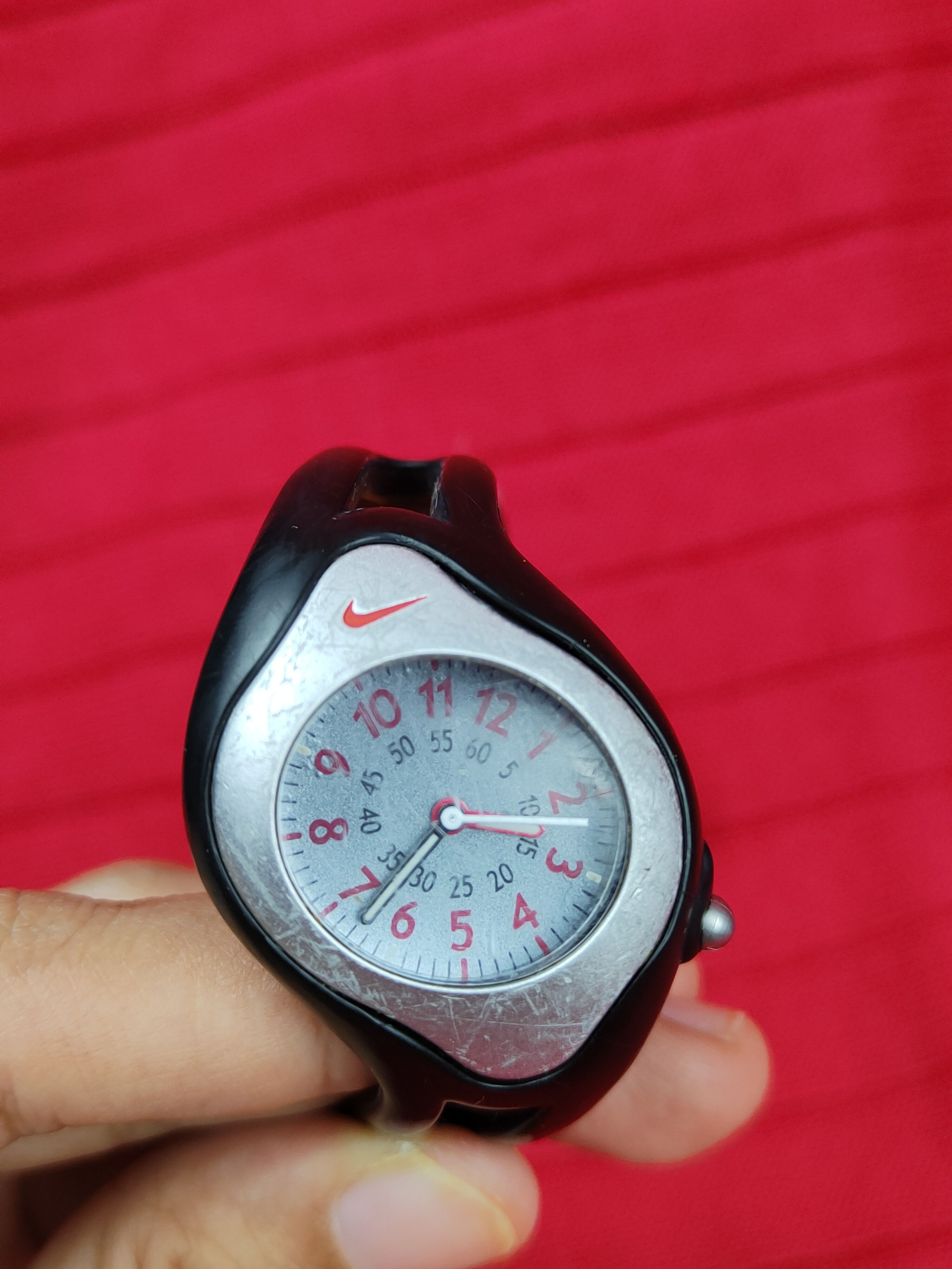 Nike DL Nike Analog Vintage Sports Watch #J037s Size ONE SIZE - 6 Thumbnail