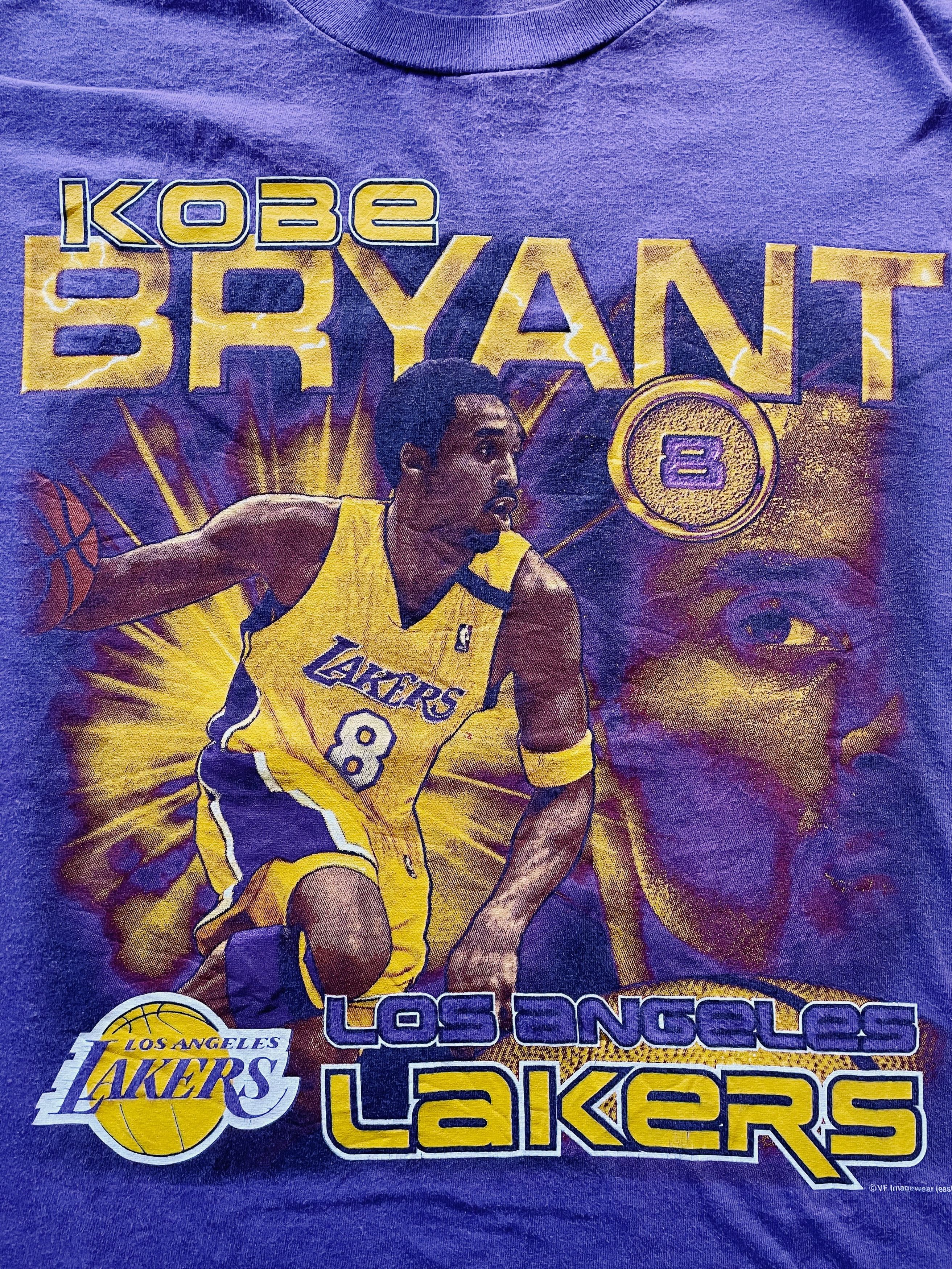 NBA Vintage 2001 NBA Los Angeles Lakers Kobe Bryant T-shirt Size US L / EU 52-54 / 3 - 3 Thumbnail
