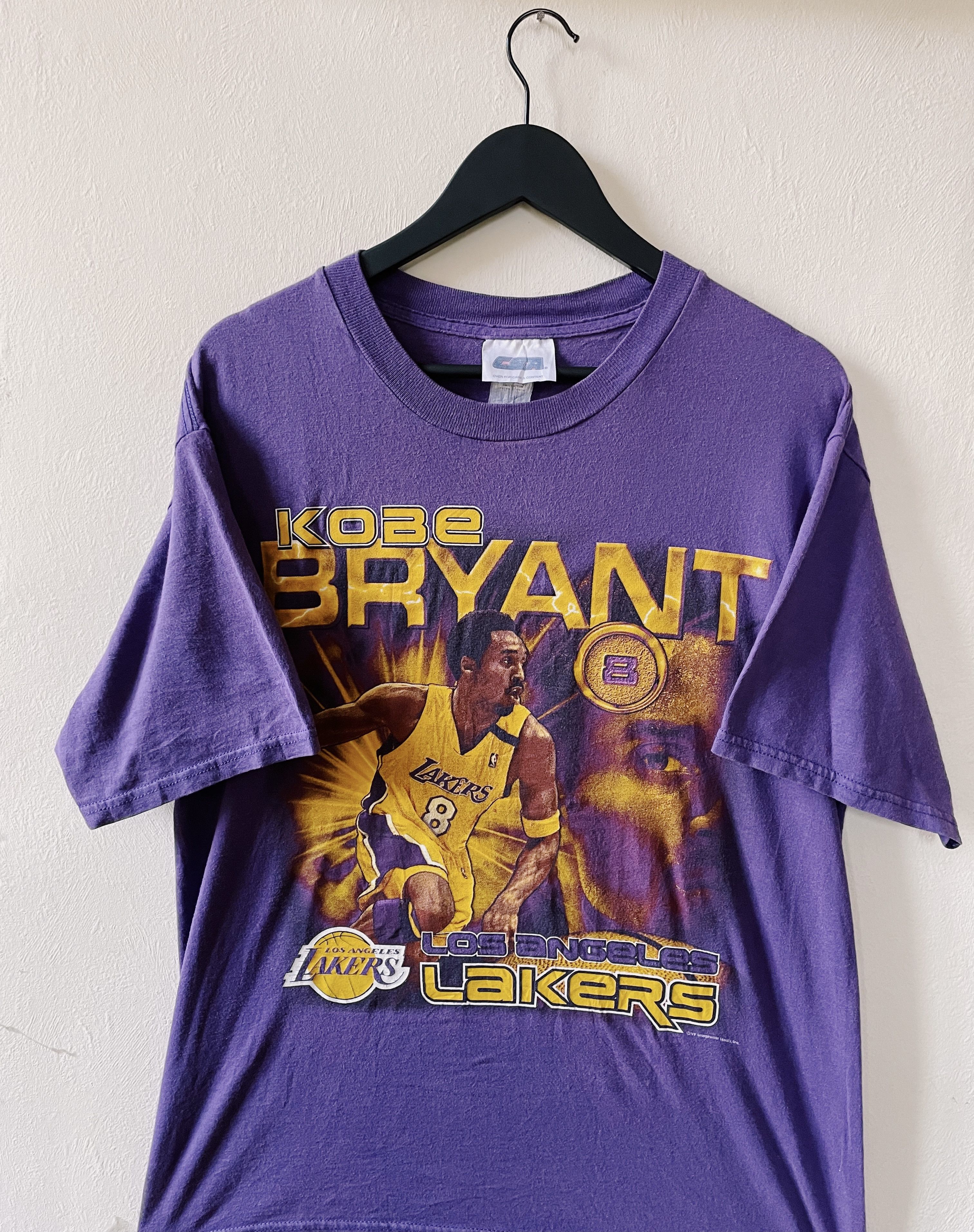 image of L A Lakers x NBA Vintage 2001 Nba Los Angeles Lakers Kobe Bryant T-Shirt in Purple (Size Large)