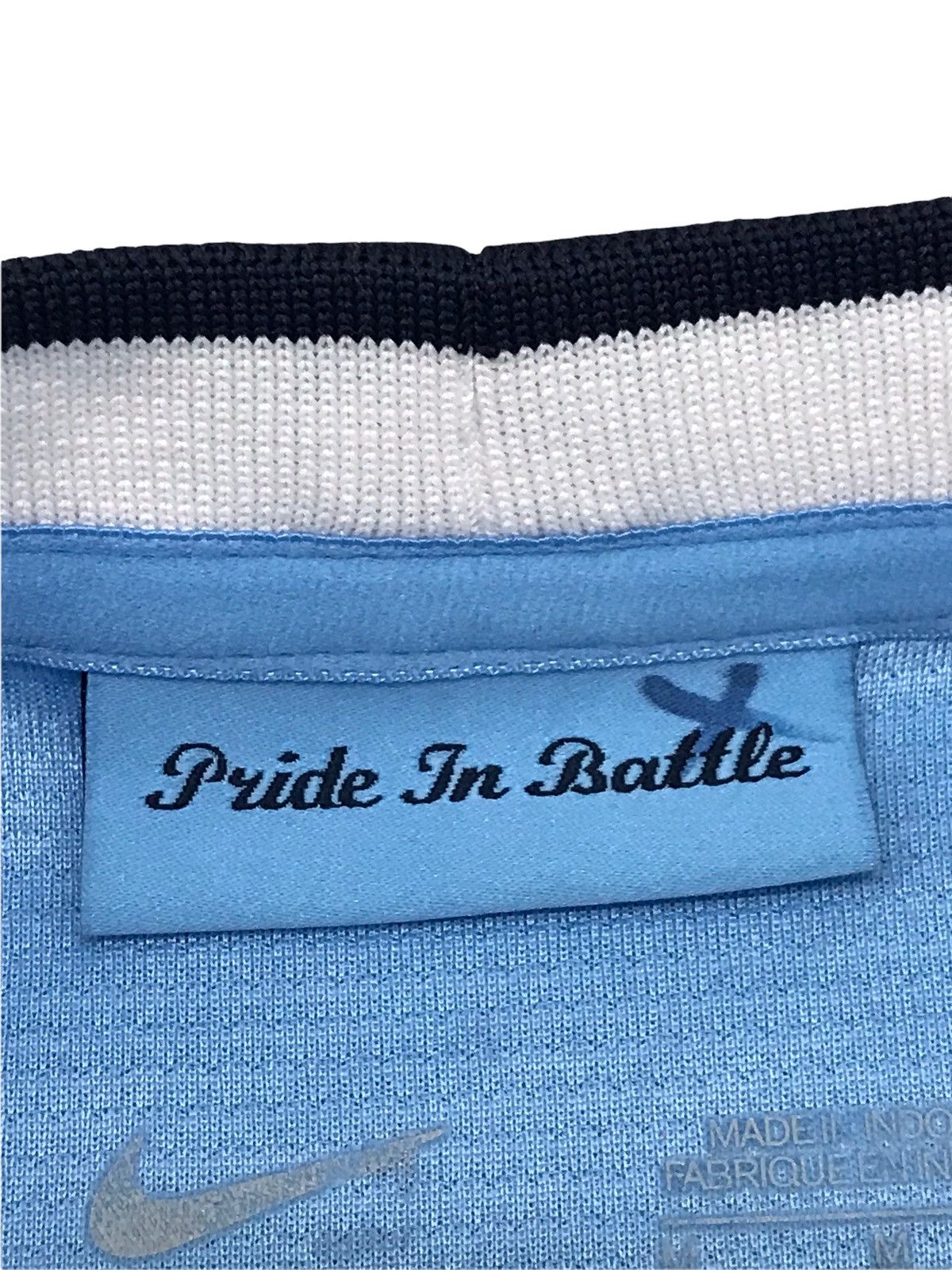Nike Nike Manchester City Champions 2014 Jersey Size US M / EU 48-50 / 2 - 6 Thumbnail