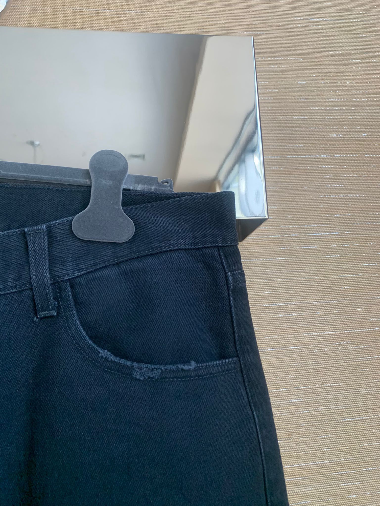 Raf Simons AW19 Slim Destroyed Denim in Black Red Size US 34 / EU 50 - 9 Thumbnail