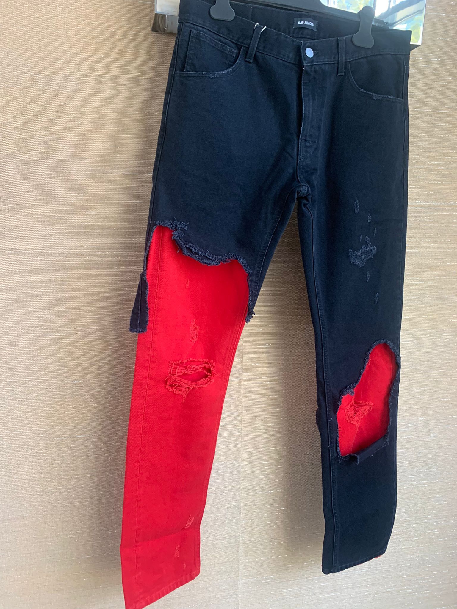 Raf Simons AW19 Slim Destroyed Denim in Black Red Size US 34 / EU 50 - 3 Thumbnail