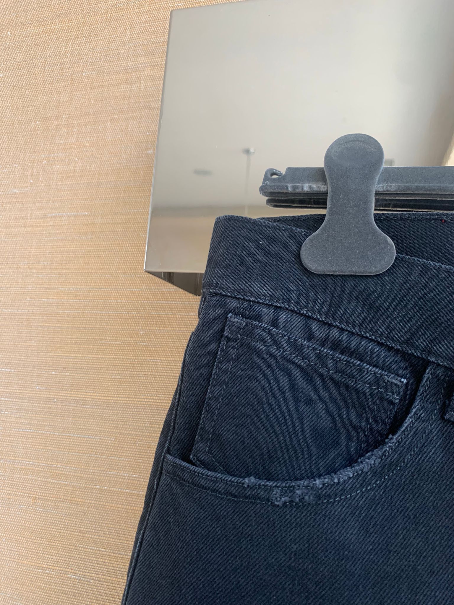 Raf Simons AW19 Slim Destroyed Denim in Black Red Size US 34 / EU 50 - 8 Thumbnail