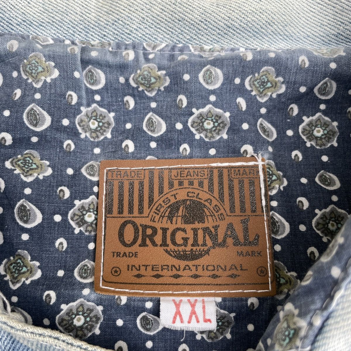 Japanese Brand Vintage Japanese Brand Faded Denim Jacket Size US L / EU 52-54 / 3 - 10 Thumbnail