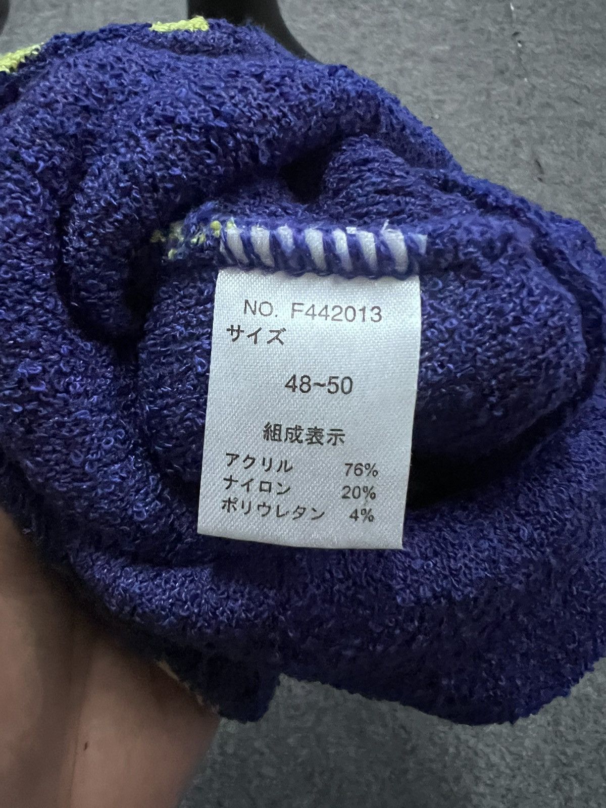 Other EAGLE HORN MOHAIR STRIPE KURT KOBAIN Size ONE SIZE - 6 Thumbnail