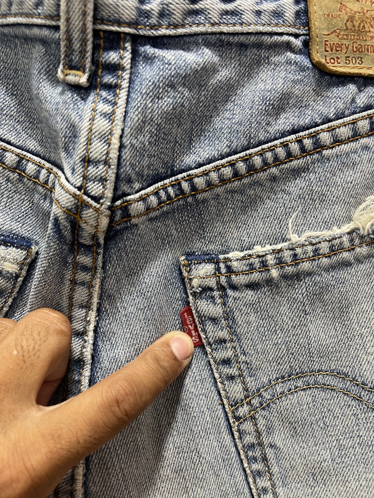 Levi's LEVIS 503 SELVEDGE BUTTON STAMP 359 DISTRESSED DENIM JEANS Size US 30 / EU 46 - 19 Thumbnail