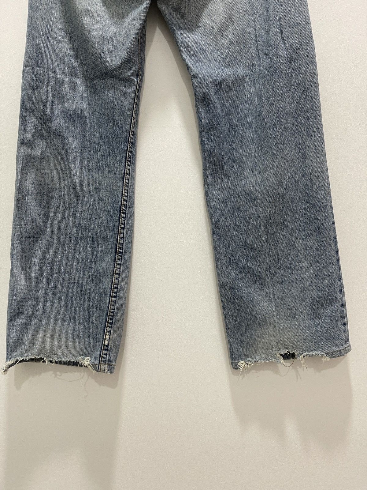 Levi's LEVIS 503 SELVEDGE BUTTON STAMP 359 DISTRESSED DENIM JEANS Size US 30 / EU 46 - 15 Thumbnail
