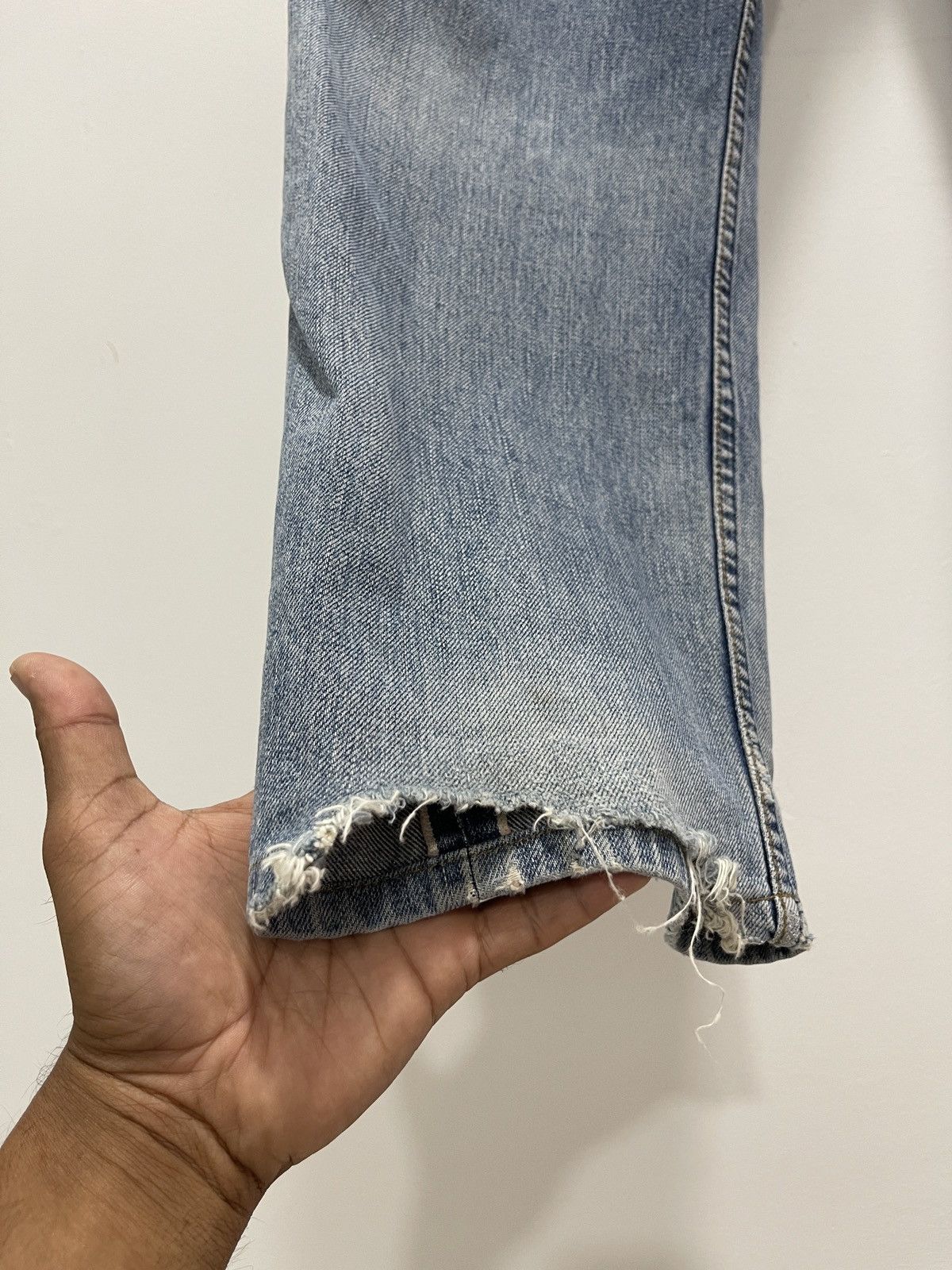 Levi's LEVIS 503 SELVEDGE BUTTON STAMP 359 DISTRESSED DENIM JEANS Size US 30 / EU 46 - 16 Thumbnail