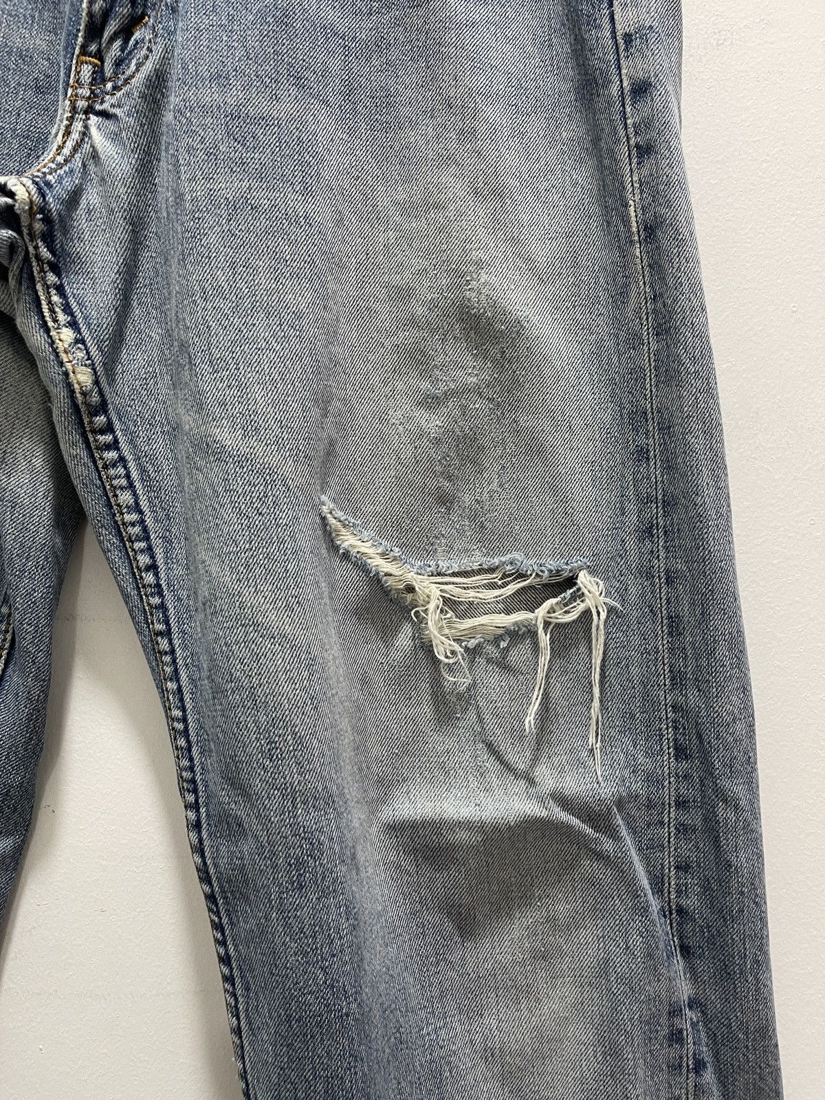 Levi's LEVIS 503 SELVEDGE BUTTON STAMP 359 DISTRESSED DENIM JEANS Size US 30 / EU 46 - 6 Thumbnail