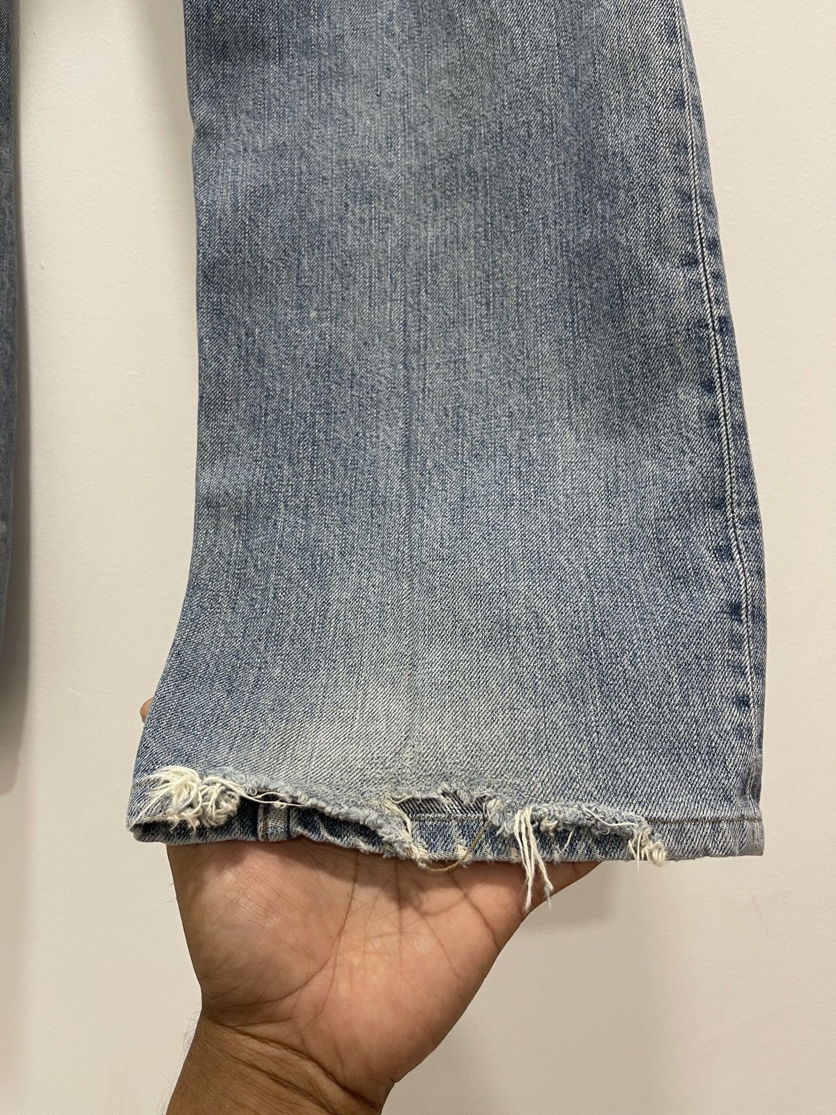 Levi's LEVIS 503 SELVEDGE BUTTON STAMP 359 DISTRESSED DENIM JEANS Size US 30 / EU 46 - 17 Thumbnail