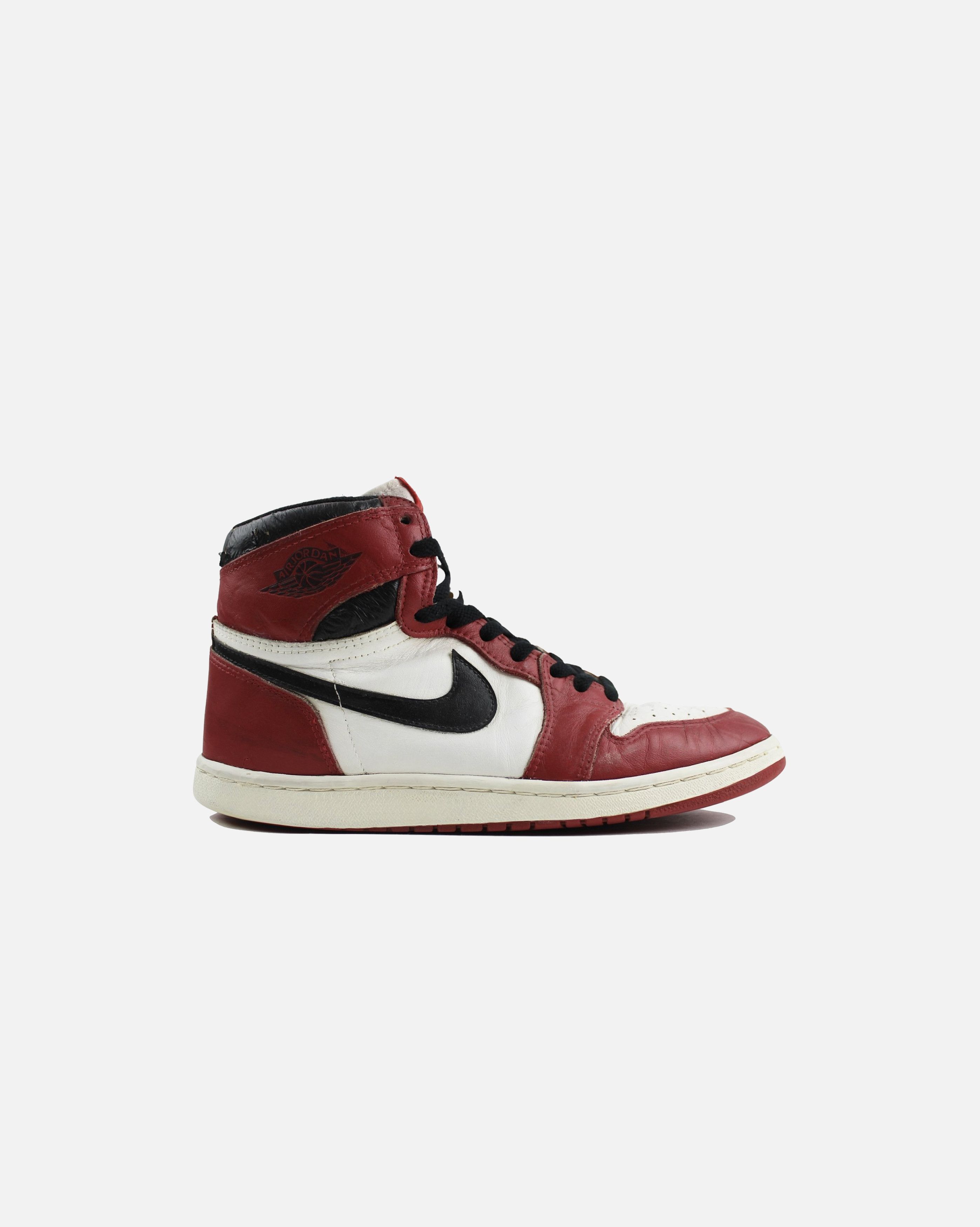 Nike Nike Air Jordan 1 1985 Chicago Size US 10 / EU 43 - 1 Thumbnail