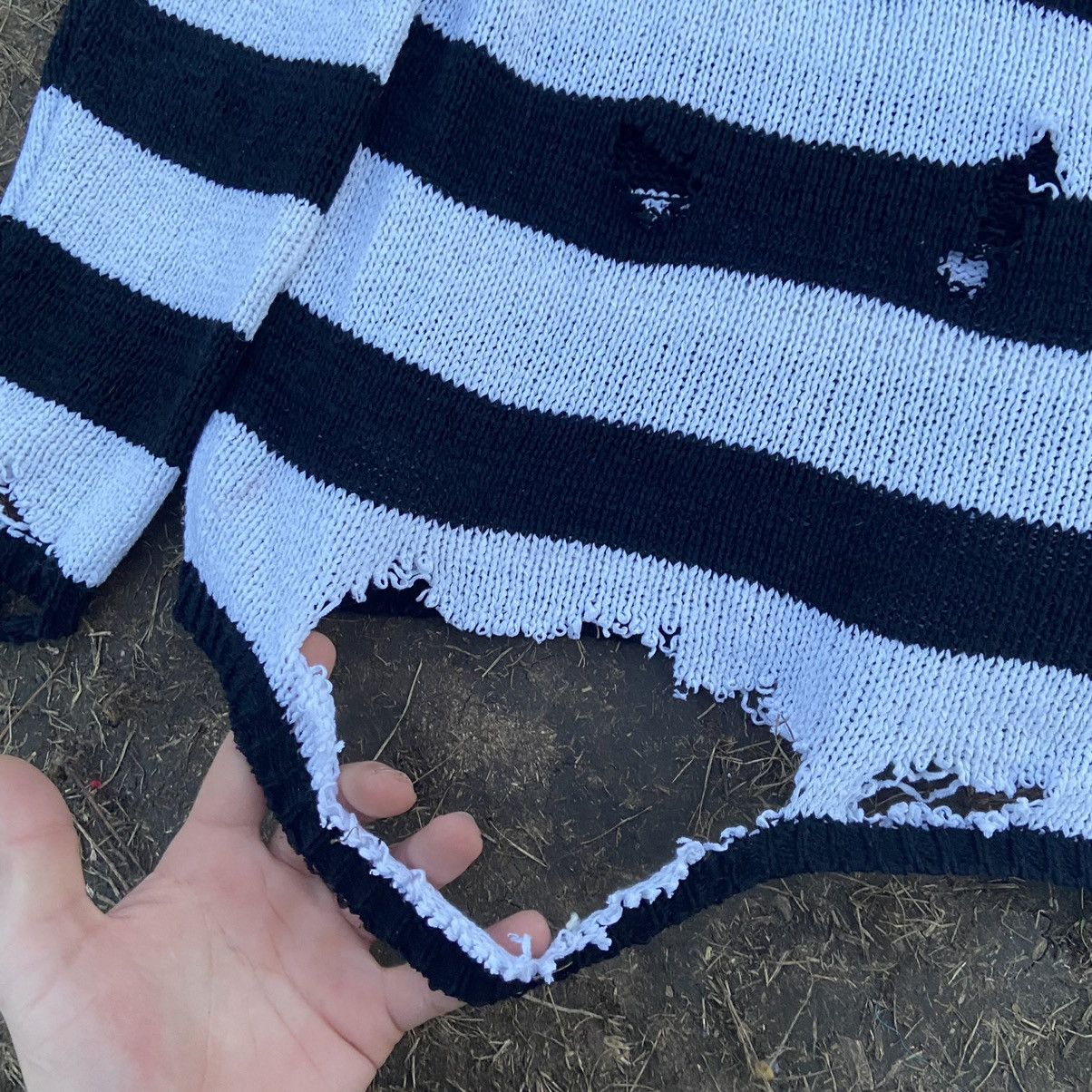 Vintage Vintage Y2K Striped Distressed Knit Sweater Grunge Slim XL Size XL / US 12-14 / IT 48-50 - 5 Thumbnail