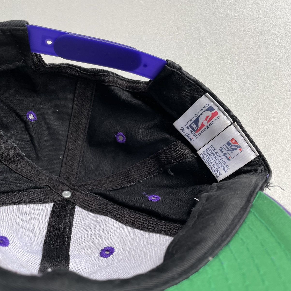 NBA × Vintage Vintage 90s Toronto Raptors NBA Basketball Snapback Hat OSFA Size ONE SIZE - 4 Thumbnail