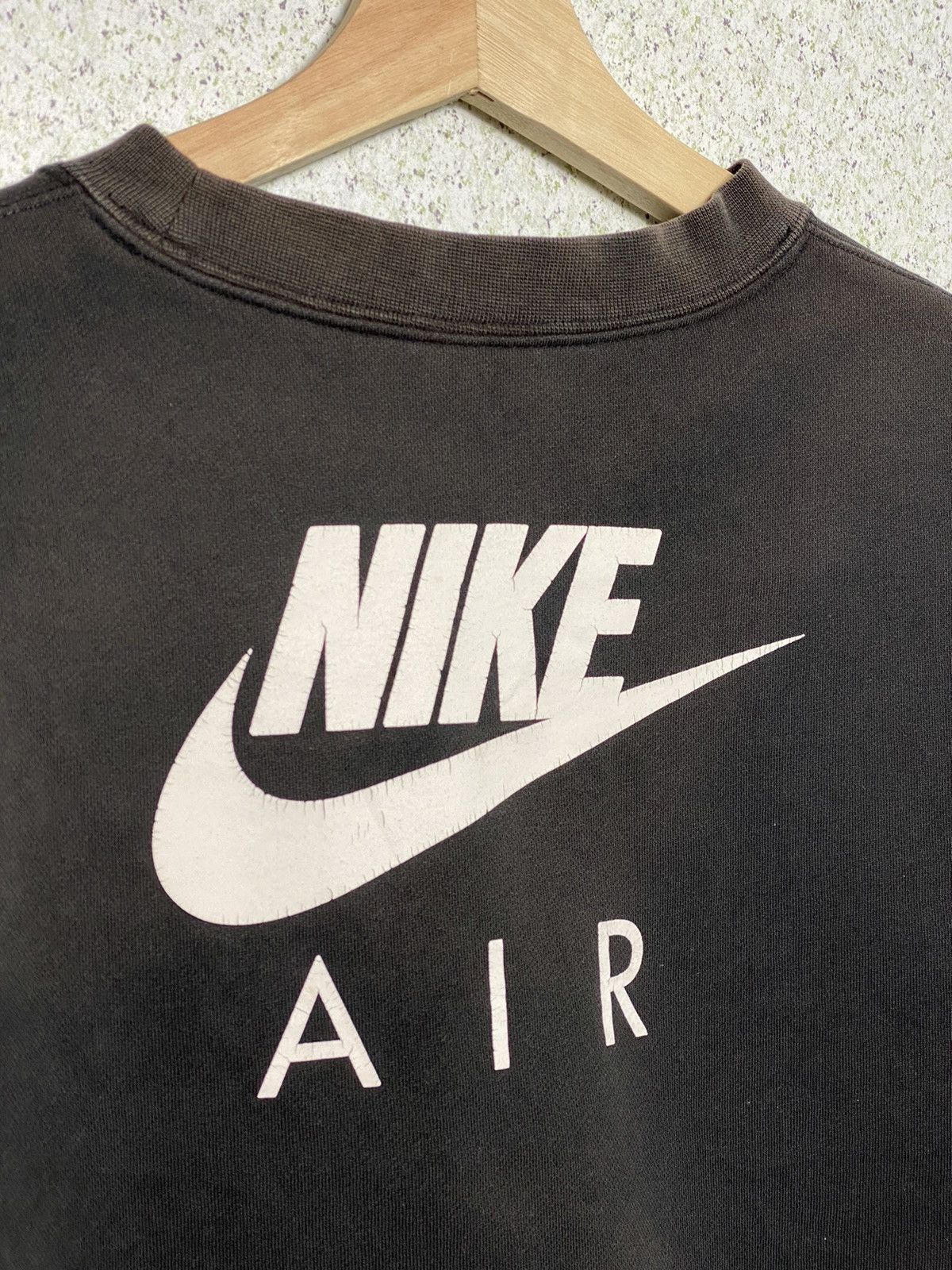 Nike Vintage Nike Air Center Swoosh Travis Scott Crewneck Size US S / EU 44-46 / 1 - 3 Thumbnail