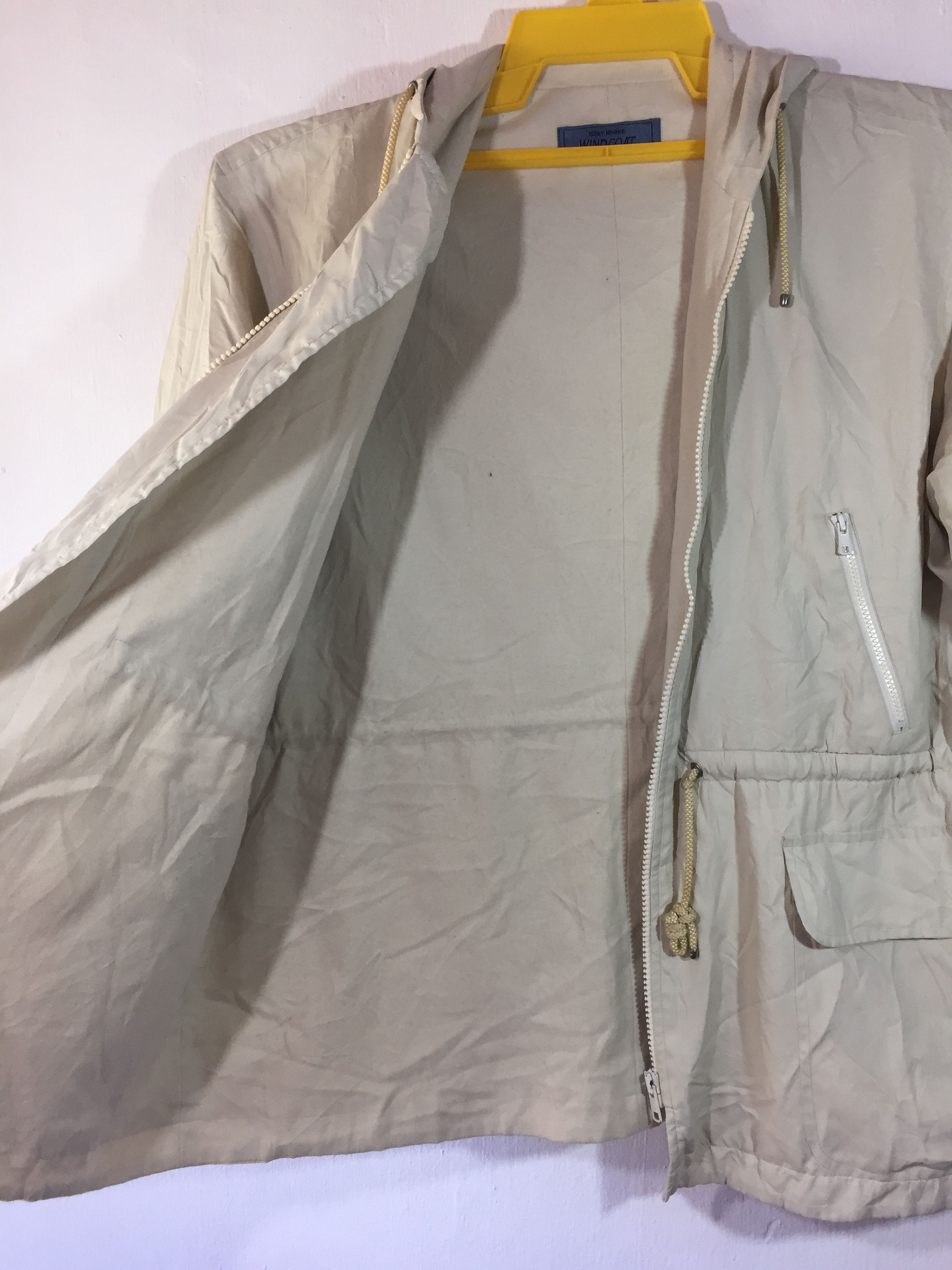 Issey Miyake VINTAGE ISSEY MIYAKE WINDCOAT DRAWSTRING HOODIE JACKET Size US XL / EU 56 / 4 - 6 Thumbnail