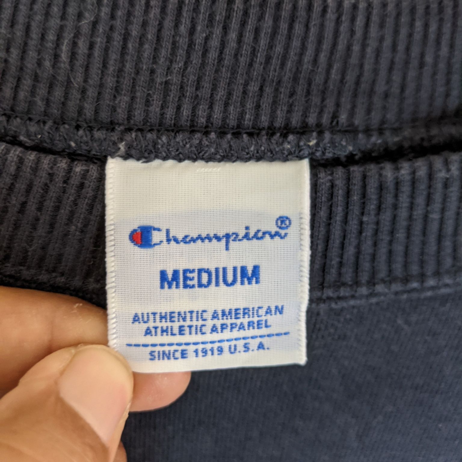 Champion CHAMPION Big Spell Out Logo Jumper Sweatshirt Size US M / EU 48-50 / 2 - 6 Thumbnail
