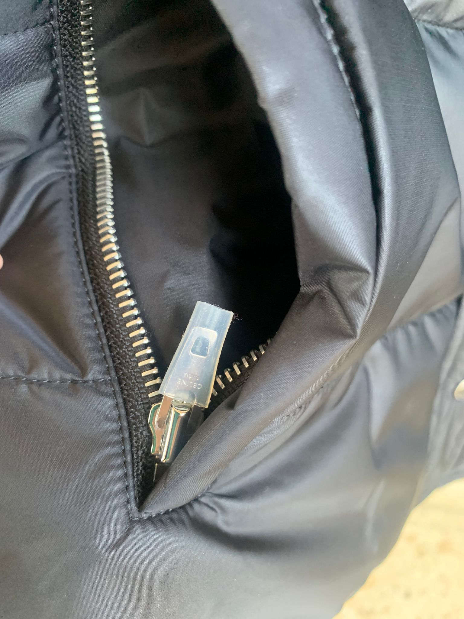 Celine Padded Jacket in Black Size US M / EU 48-50 / 2 - 8 Thumbnail
