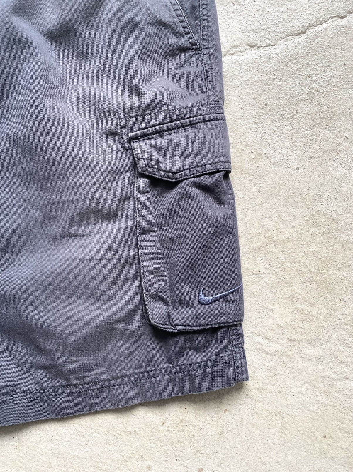 Nike Vintage Nike Cargo Shorts ACG Y2K Travis Scott style Size US 34 / EU 50 - 4 Thumbnail