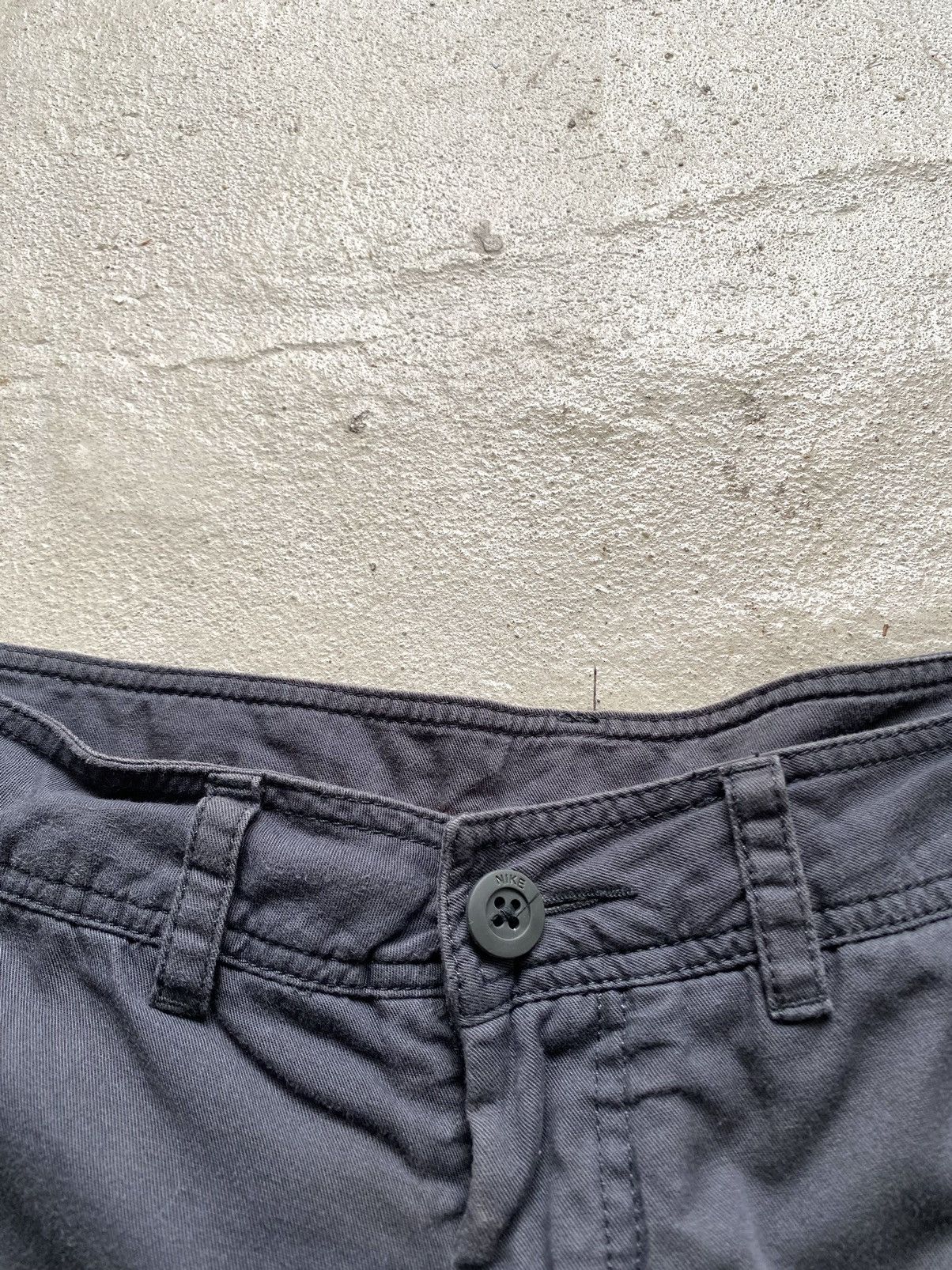 Nike Vintage Nike Cargo Shorts ACG Y2K Travis Scott style Size US 34 / EU 50 - 5 Thumbnail