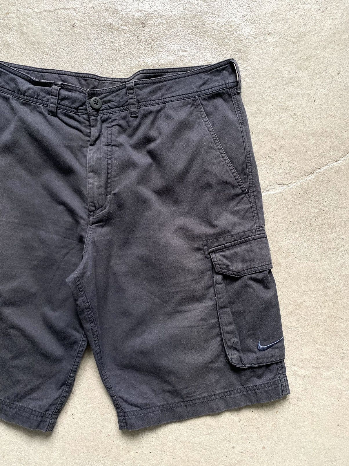 Nike Vintage Nike Cargo Shorts ACG Y2K Travis Scott style Size US 34 / EU 50 - 3 Thumbnail
