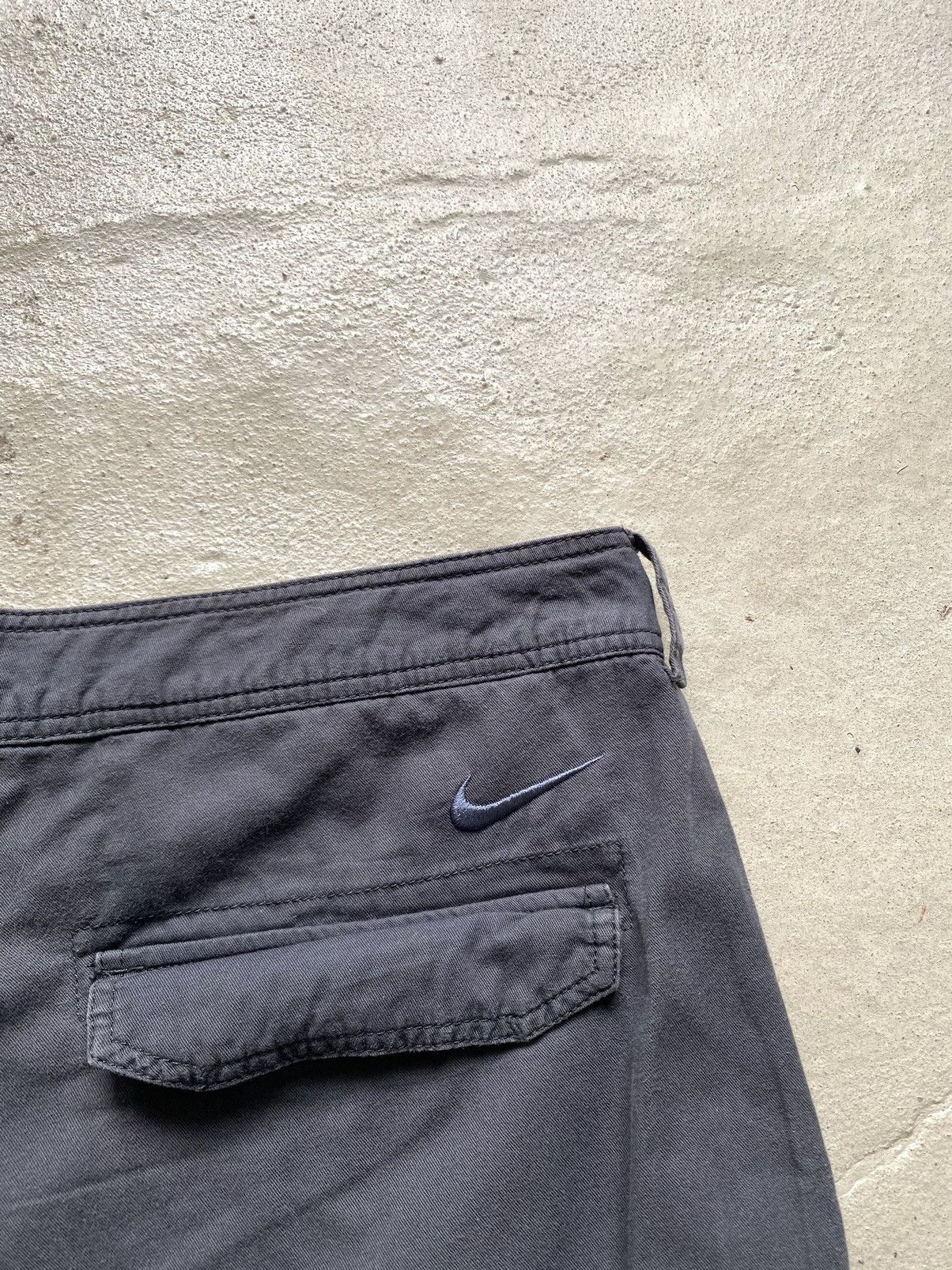 Nike Vintage Nike Cargo Shorts ACG Y2K Travis Scott style Size US 34 / EU 50 - 8 Thumbnail
