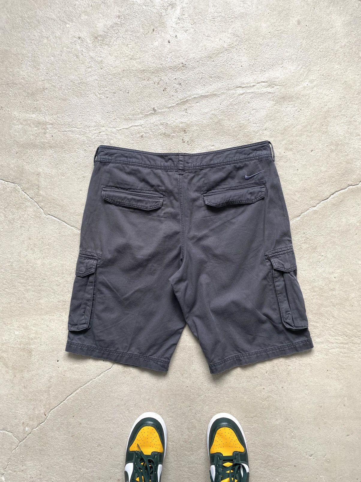 Nike Vintage Nike Cargo Shorts ACG Y2K Travis Scott style Size US 34 / EU 50 - 2 Thumbnail