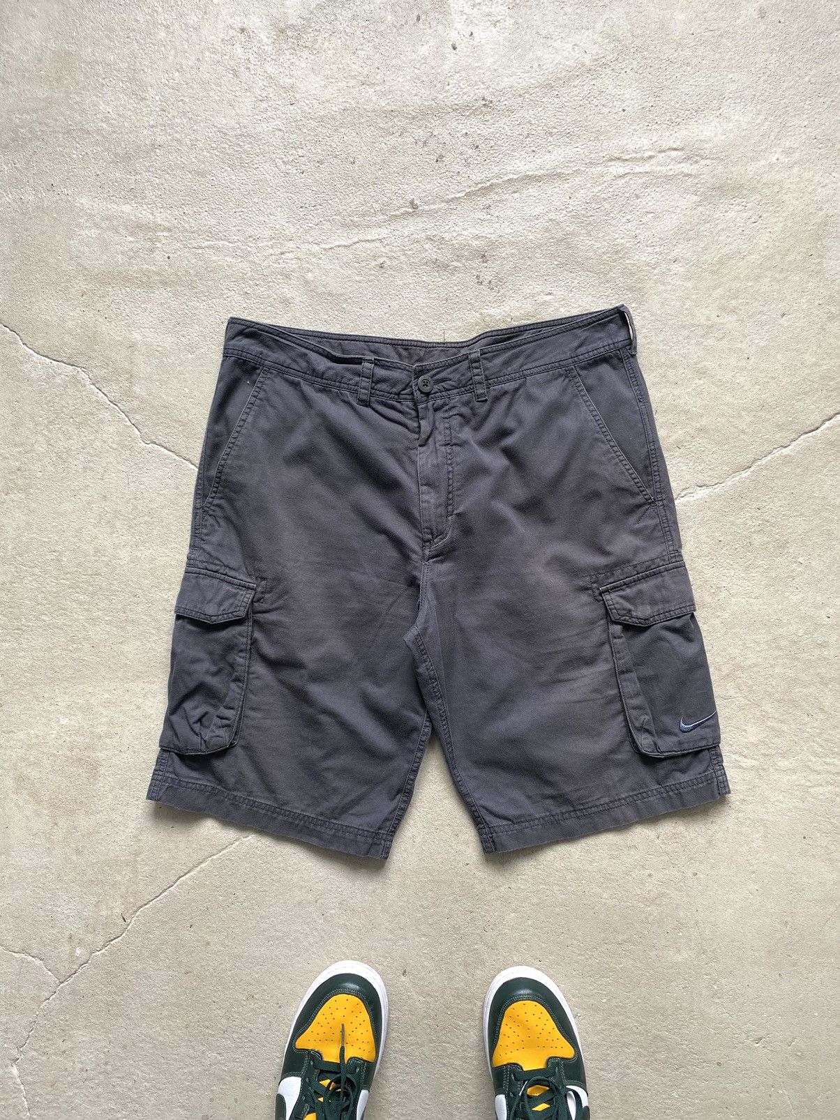 Nike Vintage Nike Cargo Shorts ACG Y2K Travis Scott style Size US 34 / EU 50 - 1 Thumbnail