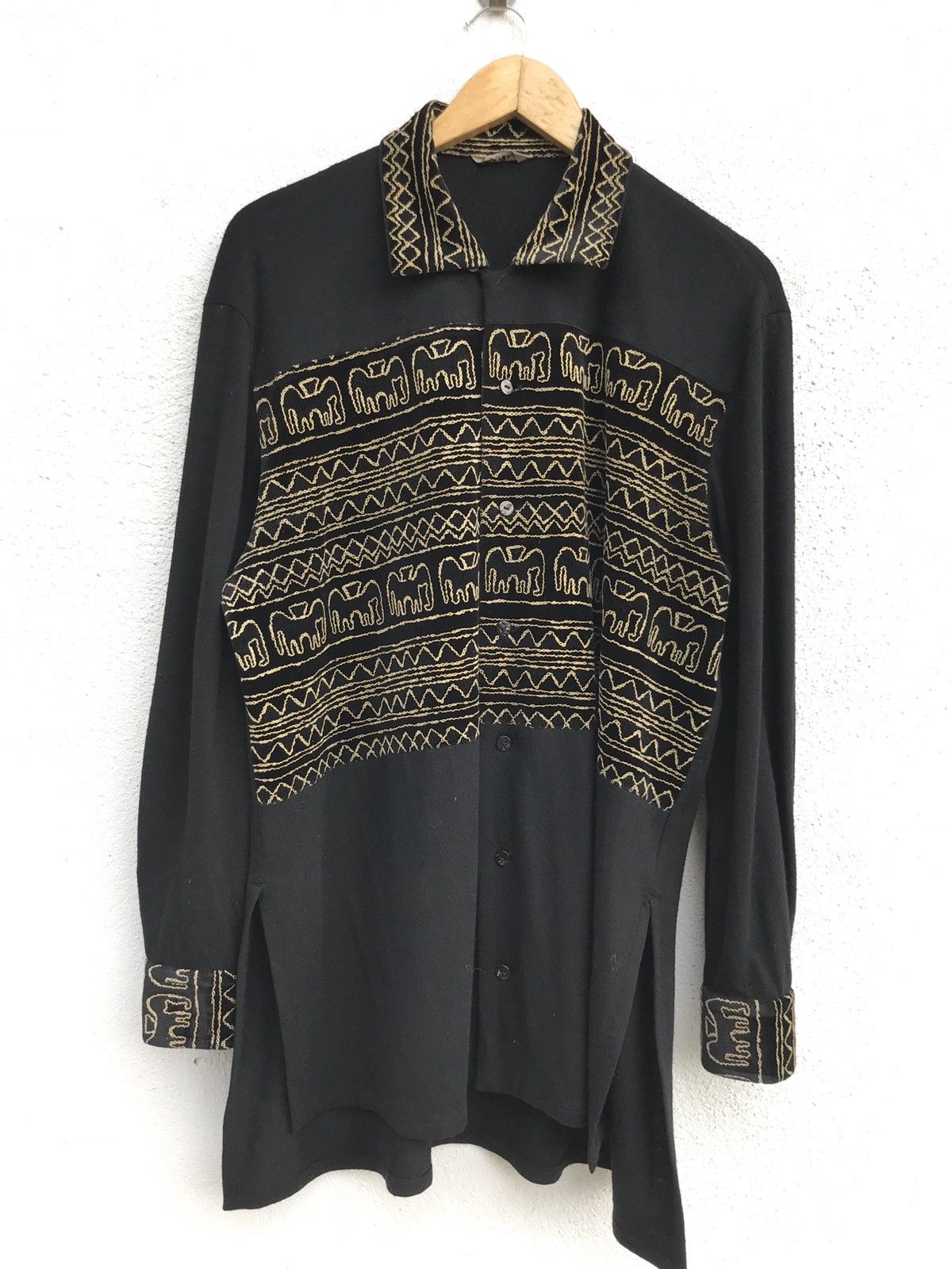 image of Designer Deux Viviere Black Embroidered Tribal Design, Men's (Size Large)