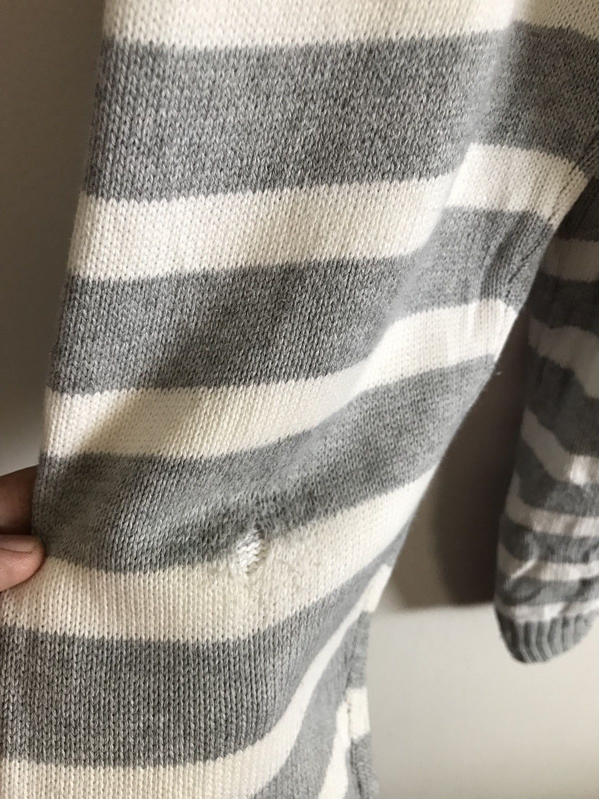 Tommy Hilfiger Tommy Hilfiger Stripes Hand Knit Sweater Size US XL / EU 56 / 4 - 4 Thumbnail