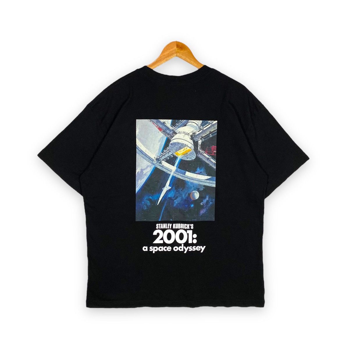 Japanese Brand × Vintage 2001: A SPACE ODYSSEY MOVIE BY STANLEY KUBRICK T SHIRT Size US XL / EU 56 / 4 - 1 Thumbnail