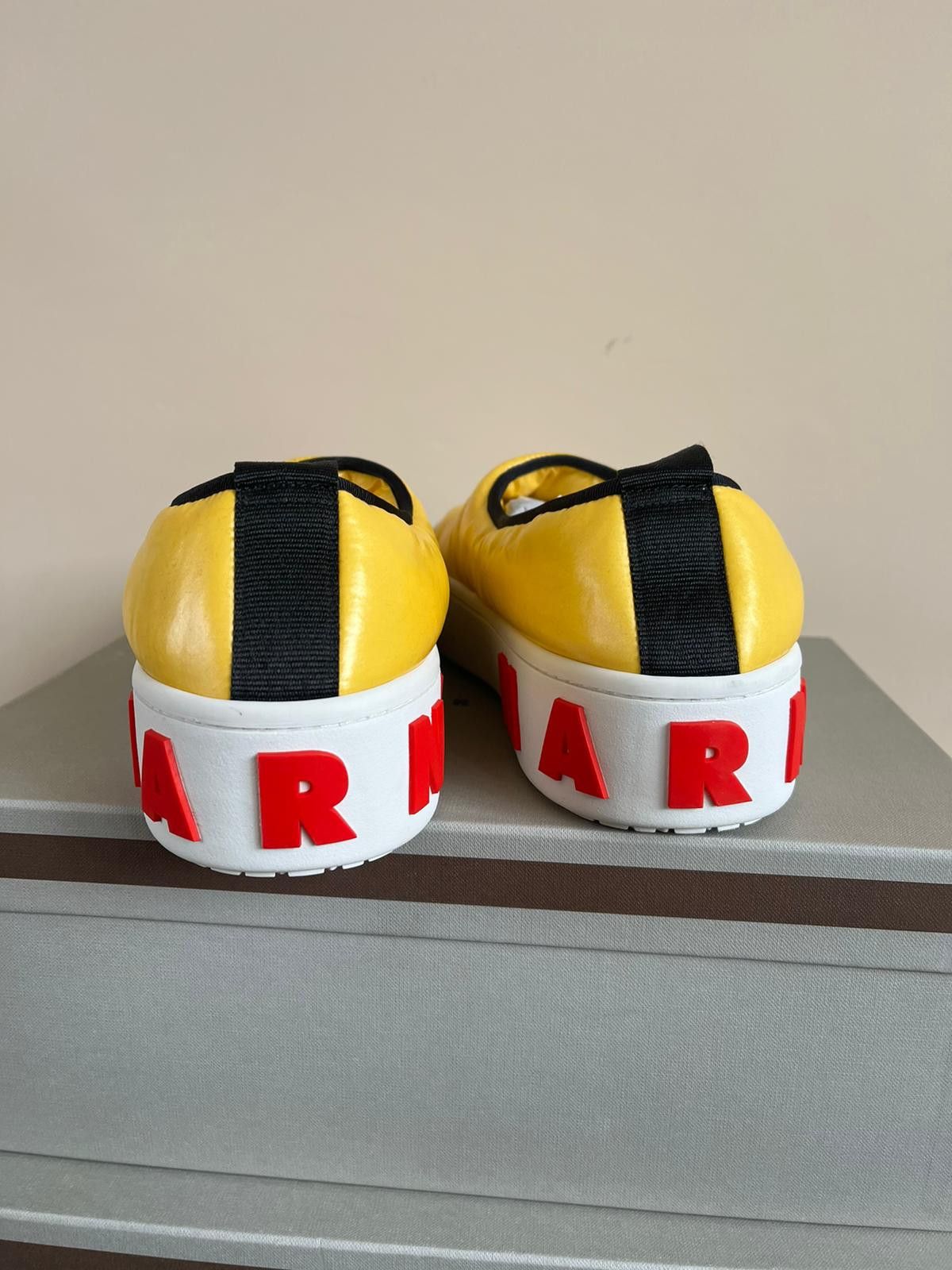 Marni o1rshd1 Puffy Low Top Logo Sneakers in Yellow Size US 10 / EU 43 - 9 Thumbnail