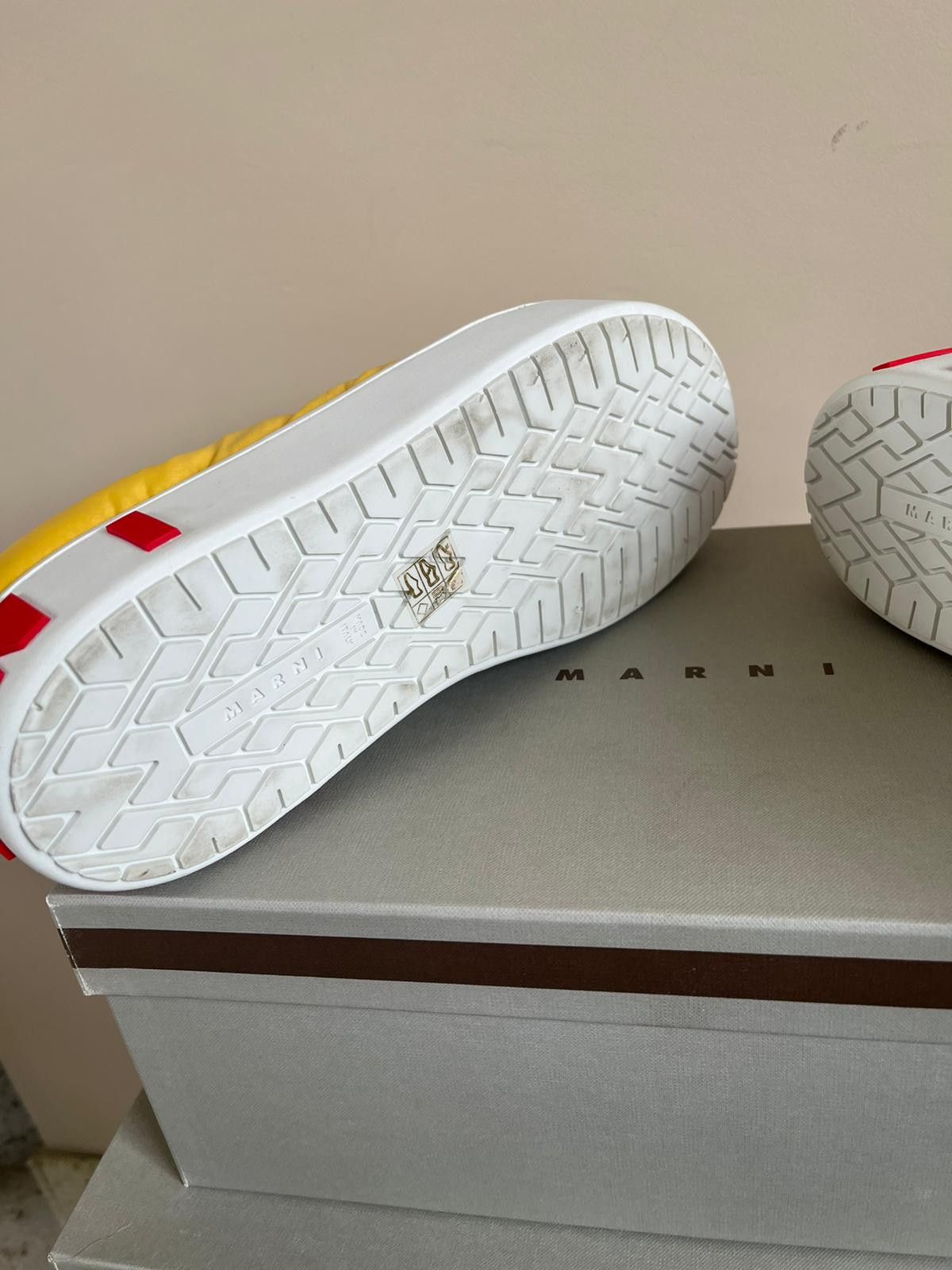 Marni o1rshd1 Puffy Low Top Logo Sneakers in Yellow Size US 10 / EU 43 - 8 Thumbnail