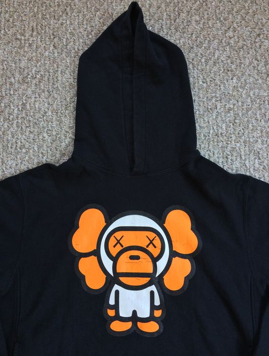 Baby milo best sale x kaws hoodie