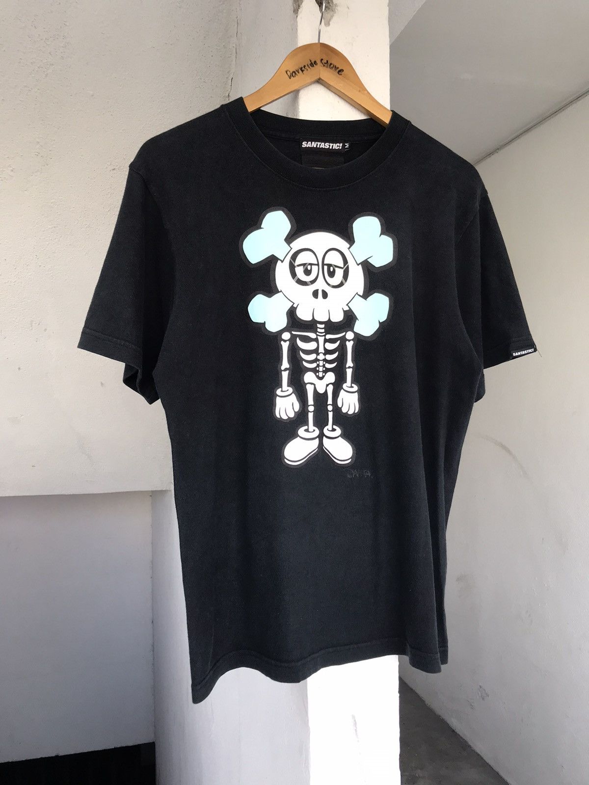 Kaws × Original Fake Original Fake x Santastic Kaws Hasheem Glow in the dark tee Size US M / EU 48-50 / 2 - 2 Thumbnail
