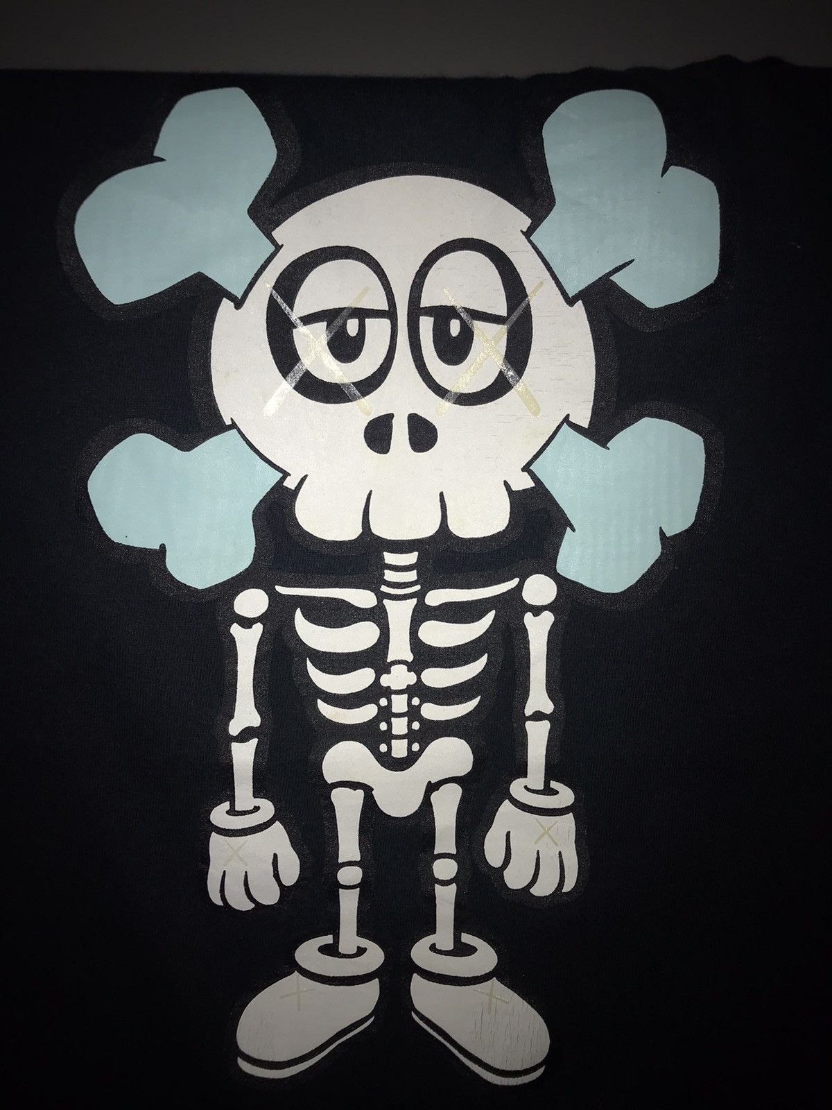 Kaws × Original Fake Original Fake x Santastic Kaws Hasheem Glow in the dark tee Size US M / EU 48-50 / 2 - 15 Thumbnail