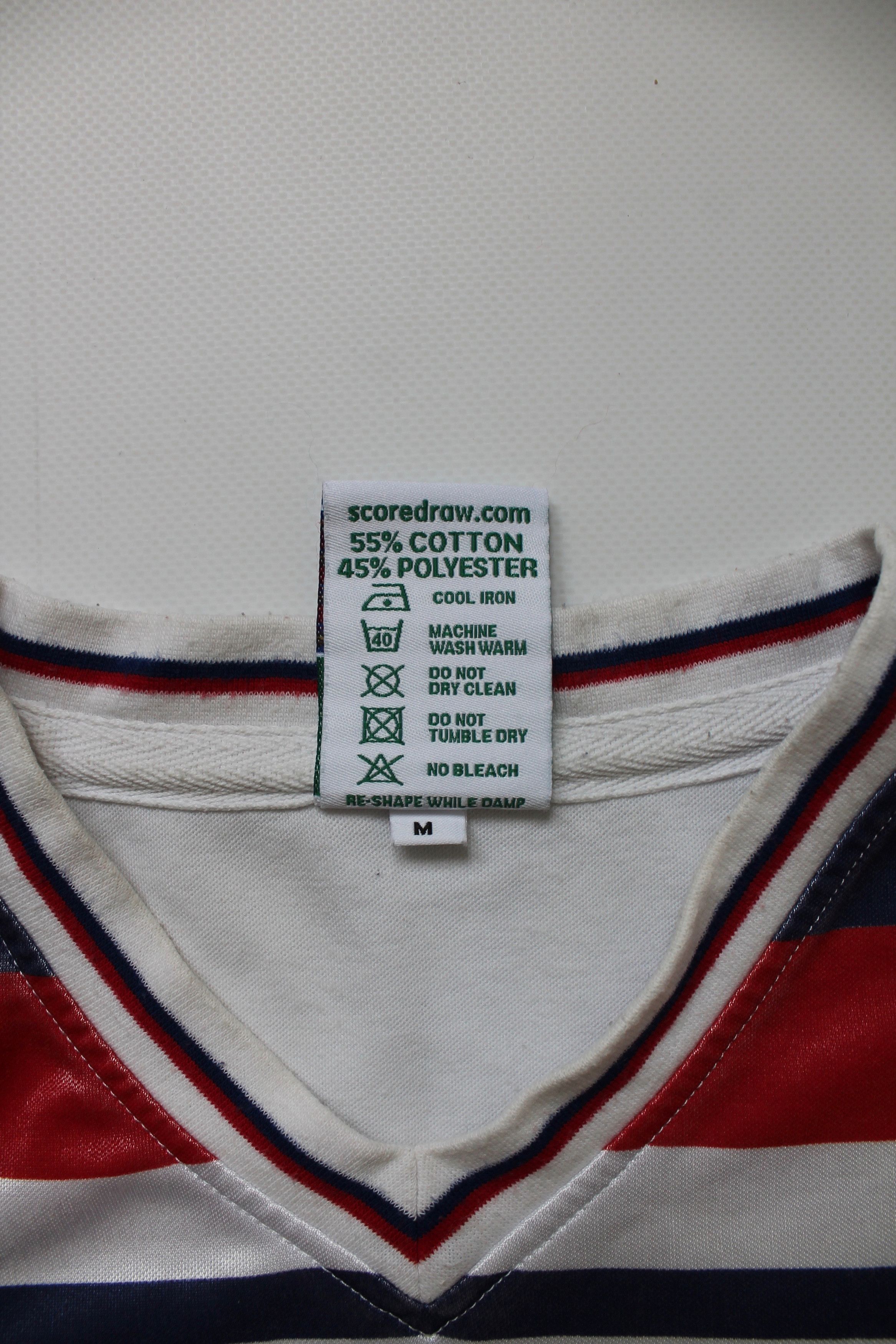 Vintage 1980 -1983 RETRO replica ENGLAND Team Soccer Size US M / EU 48-50 / 2 - 11 Thumbnail