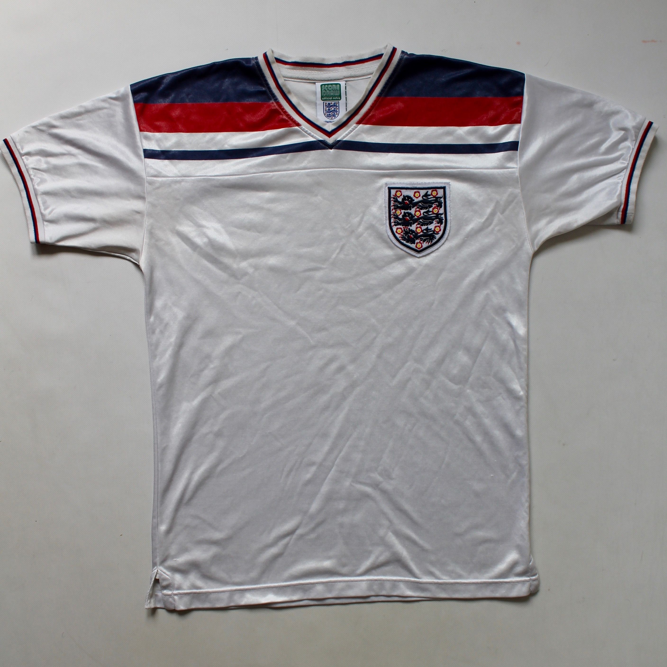 Vintage 1980 -1983 RETRO replica ENGLAND Team Soccer Size US M / EU 48-50 / 2 - 6 Thumbnail