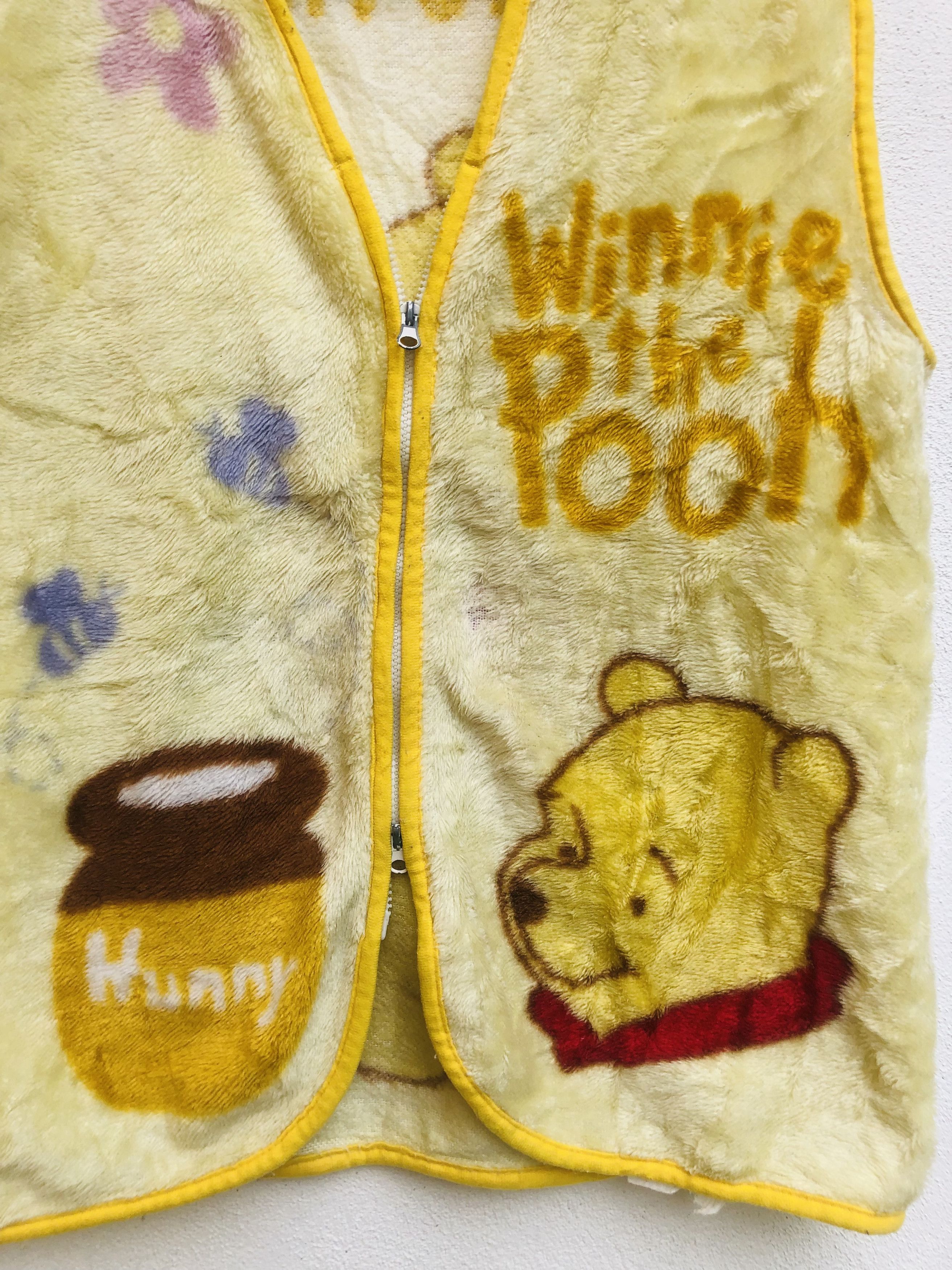 Japanese Brand × Vintage Vintage Winnie The Pooh Vest Designer Fashion Style Size US L / EU 52-54 / 3 - 3 Thumbnail