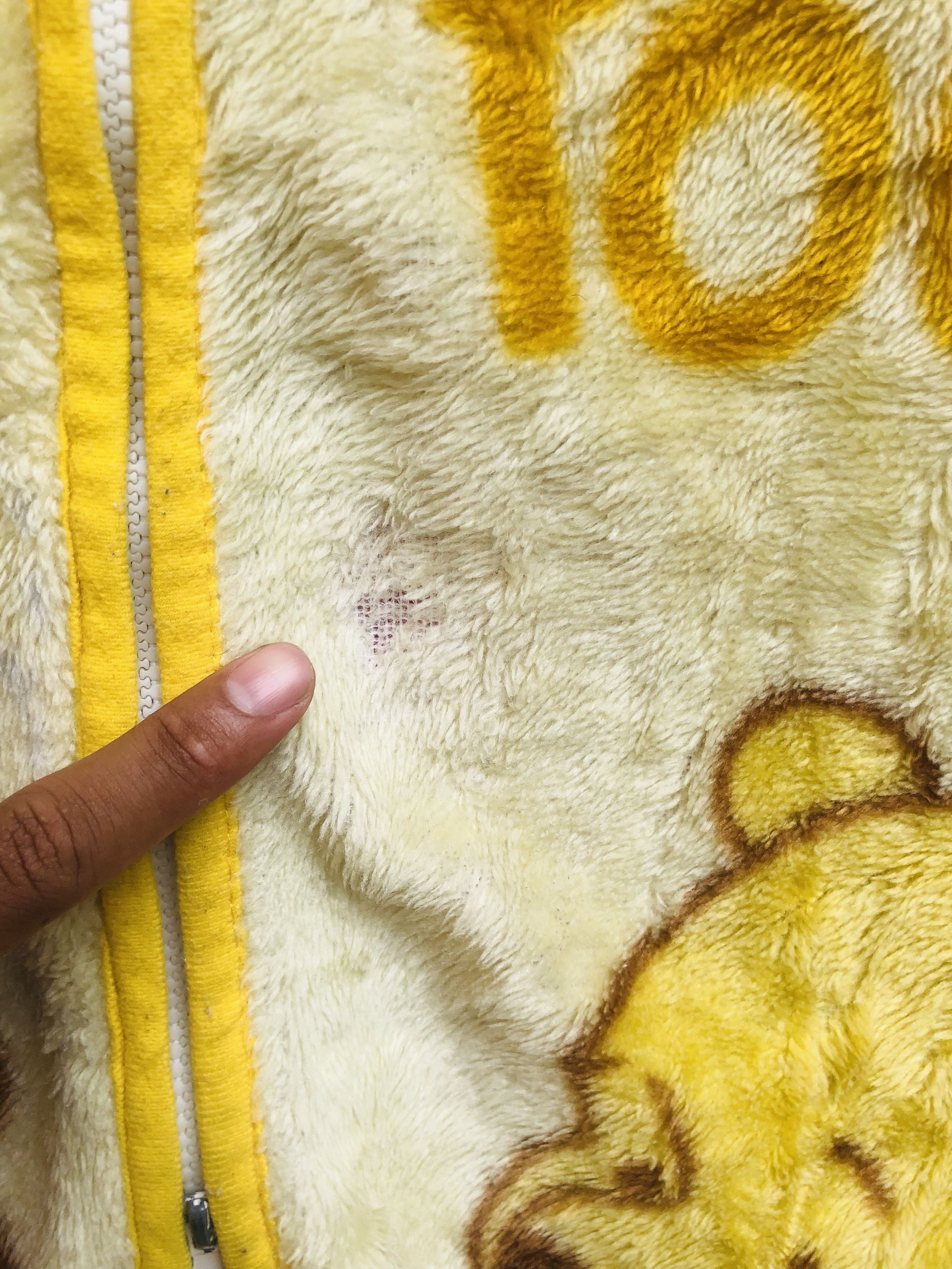 Japanese Brand × Vintage Vintage Winnie The Pooh Vest Designer Fashion Style Size US L / EU 52-54 / 3 - 5 Thumbnail