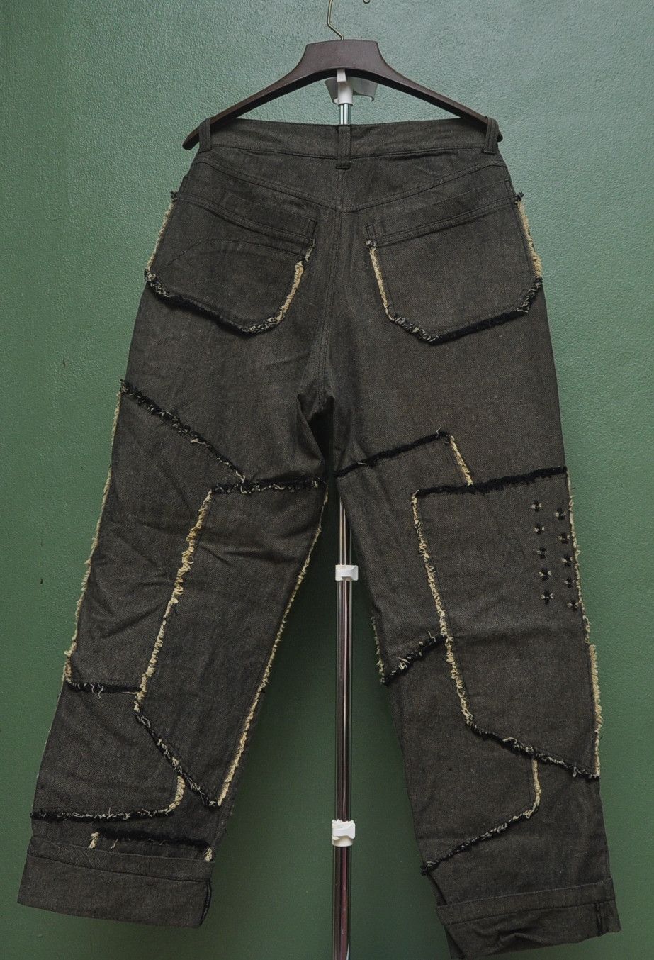 Designer × Japanese Brand Vintage Monogrm Distressed Denim Travis Scott Fashion Style Size US 34 / EU 50 - 2 Thumbnail