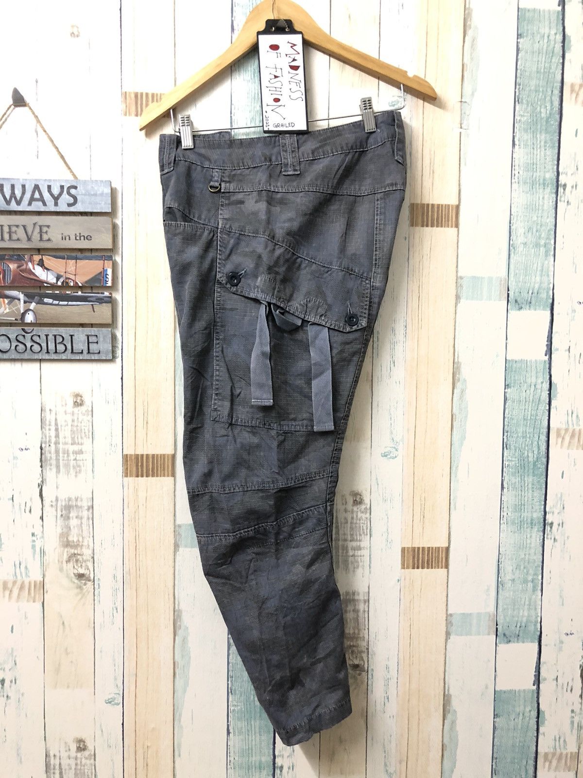 Marithe + Francois Girbaud 2000s MFG Hybrid Camo cargo pant Size US 33 - 4 Thumbnail