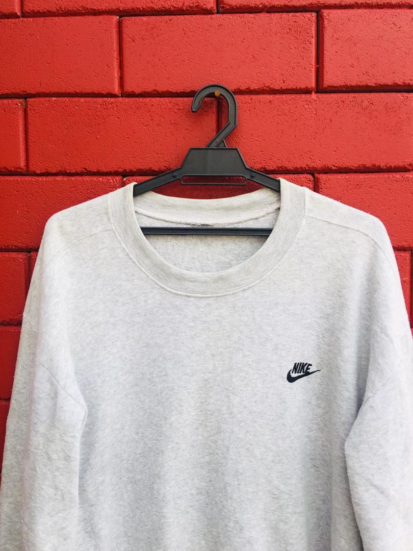 Japanese Brand × Nike Vintage Nike Grey Travis Scott Fashion Style Sweatshirt Size US L / EU 52-54 / 3 - 5 Thumbnail
