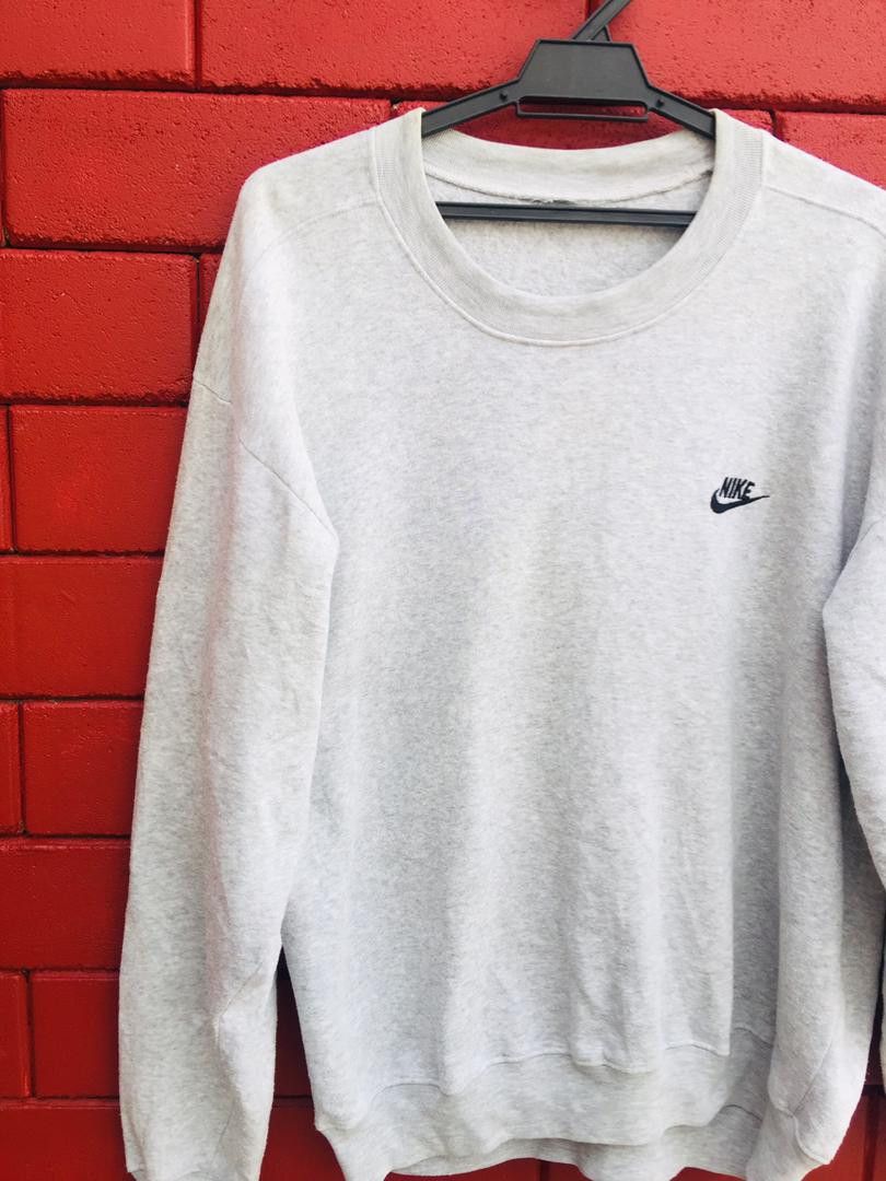 Japanese Brand × Nike Vintage Nike Grey Travis Scott Fashion Style Sweatshirt Size US L / EU 52-54 / 3 - 6 Thumbnail