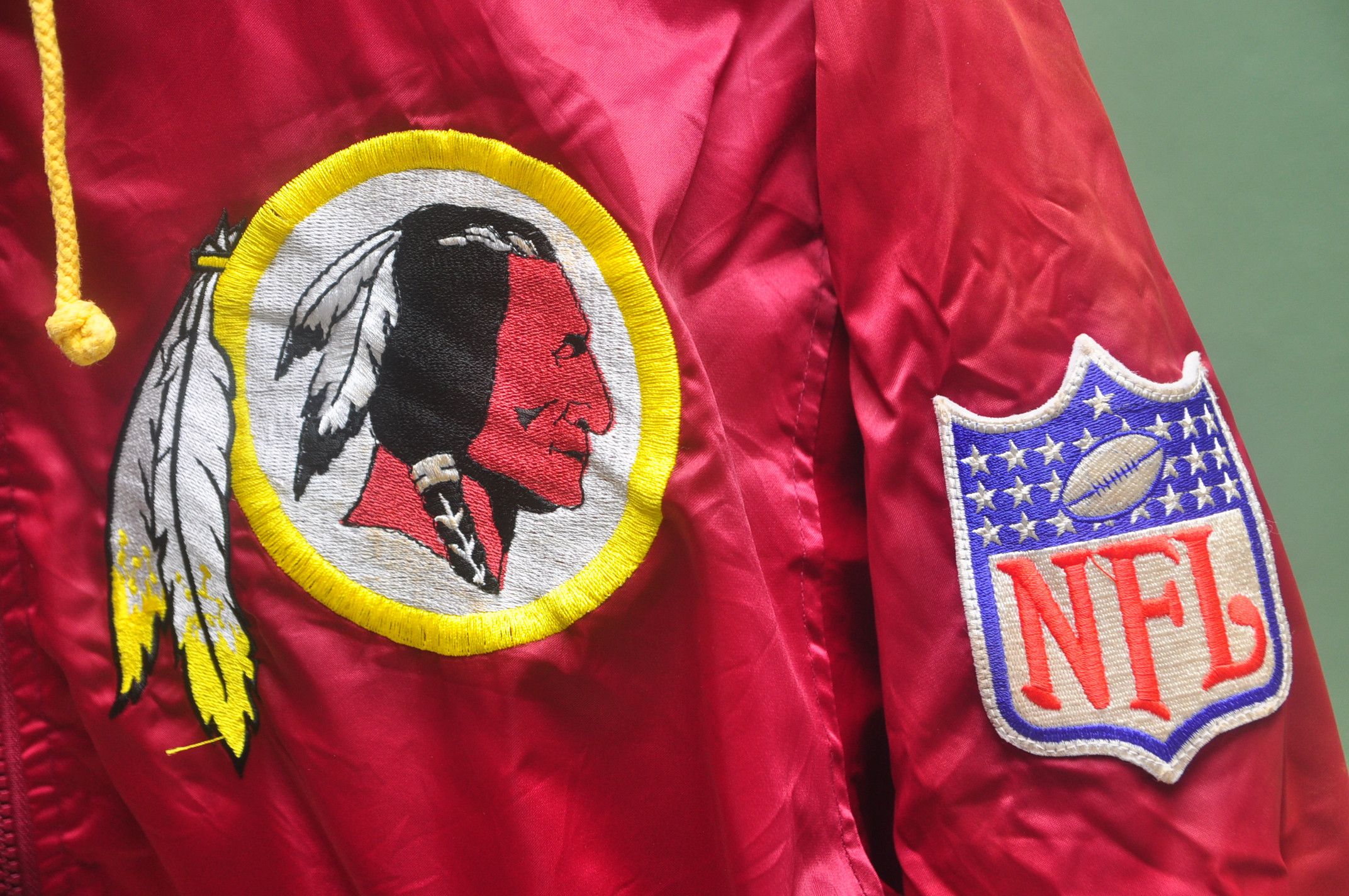 Designer × Japanese Brand × NFL Vintage Redskin NFL Starter Fullprint Embroided Jacket Size US L / EU 52-54 / 3 - 4 Thumbnail