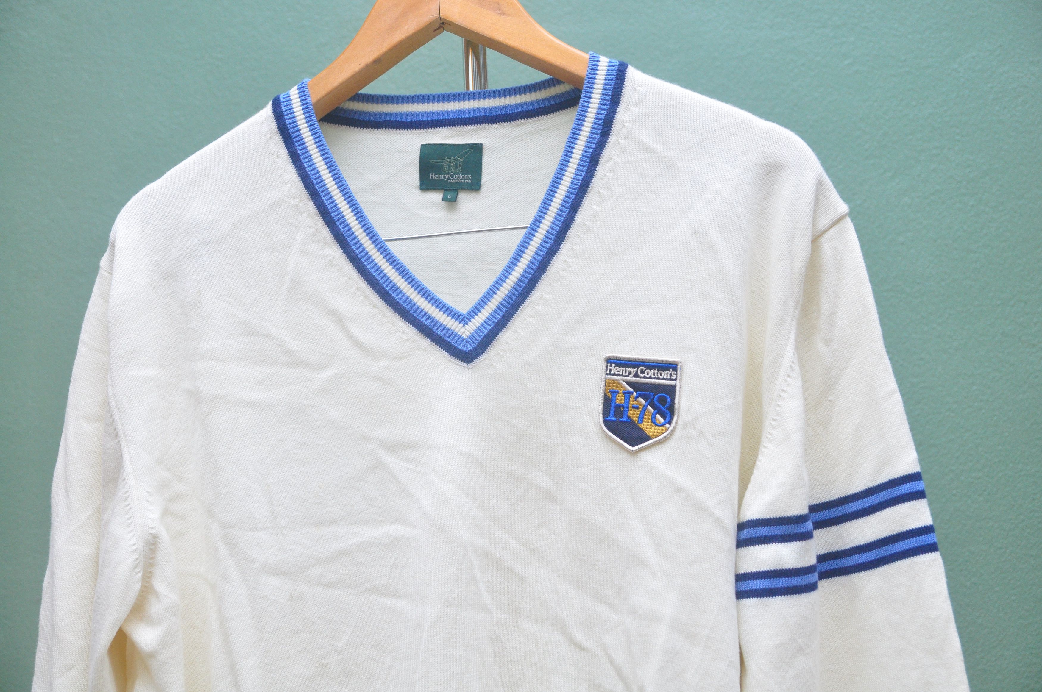 Henry Cotton's × Japanese Brand × Vintage Vintage Henry Cottons Sweetshirt Designer Fashion Style Size US L / EU 52-54 / 3 - 3 Thumbnail